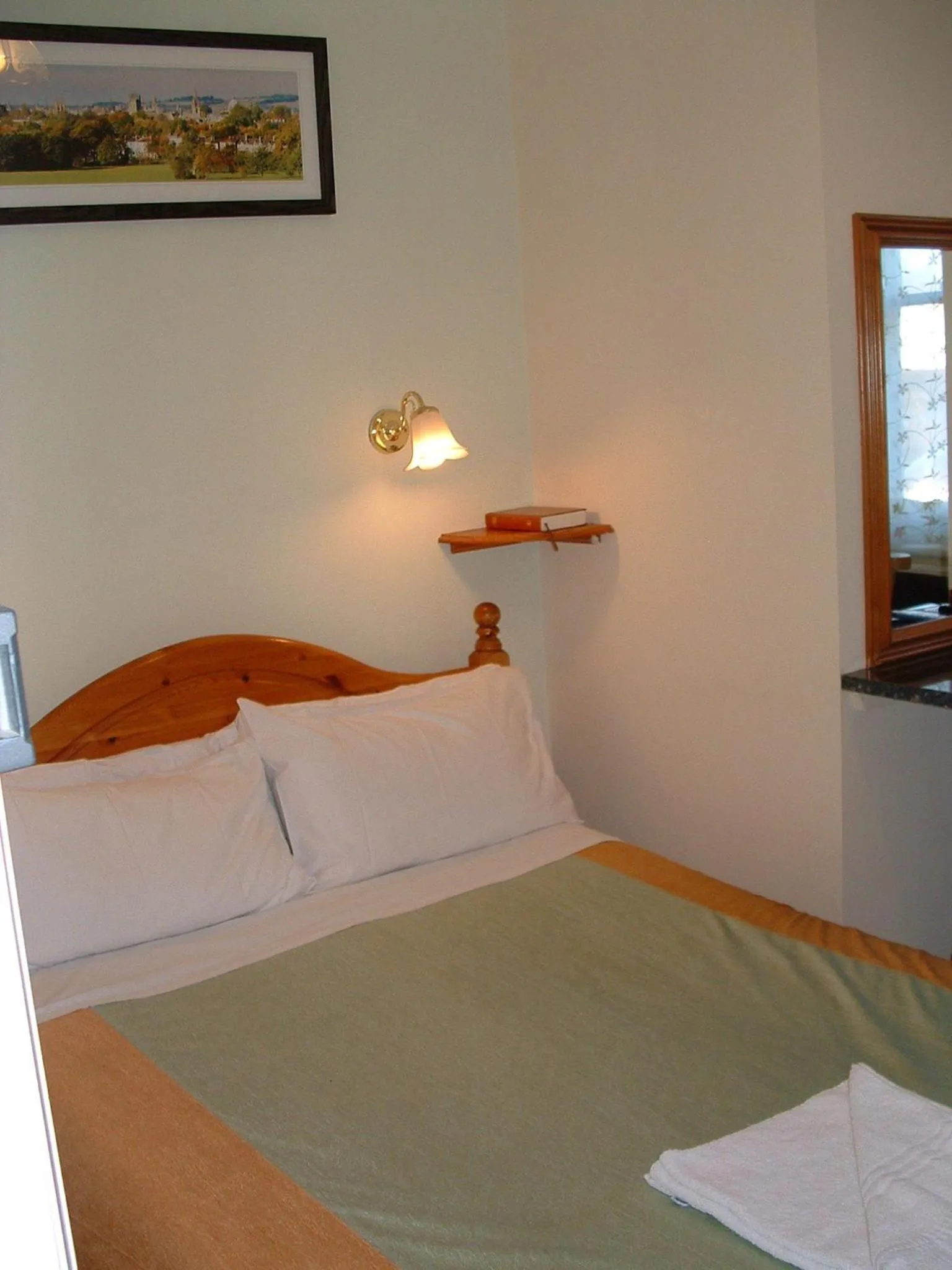 Photo of the whole room in Green Gables Guest House