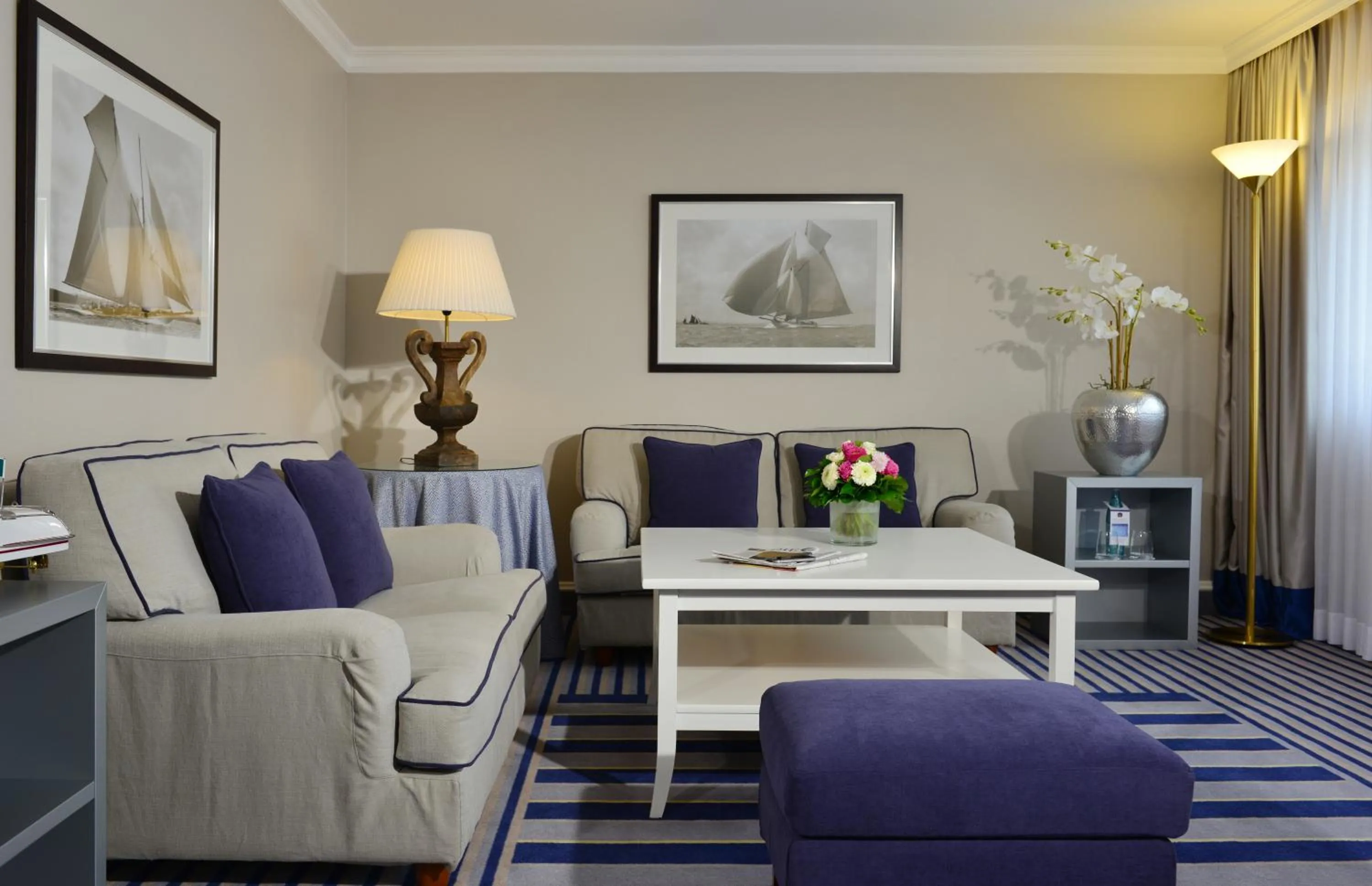 Living room in Best Western Premier Parkhotel Kronsberg