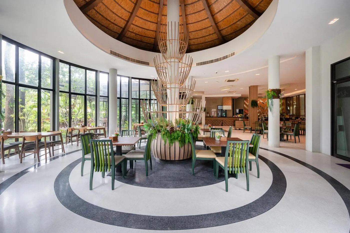 Restaurant/places to eat in At Rice Resort