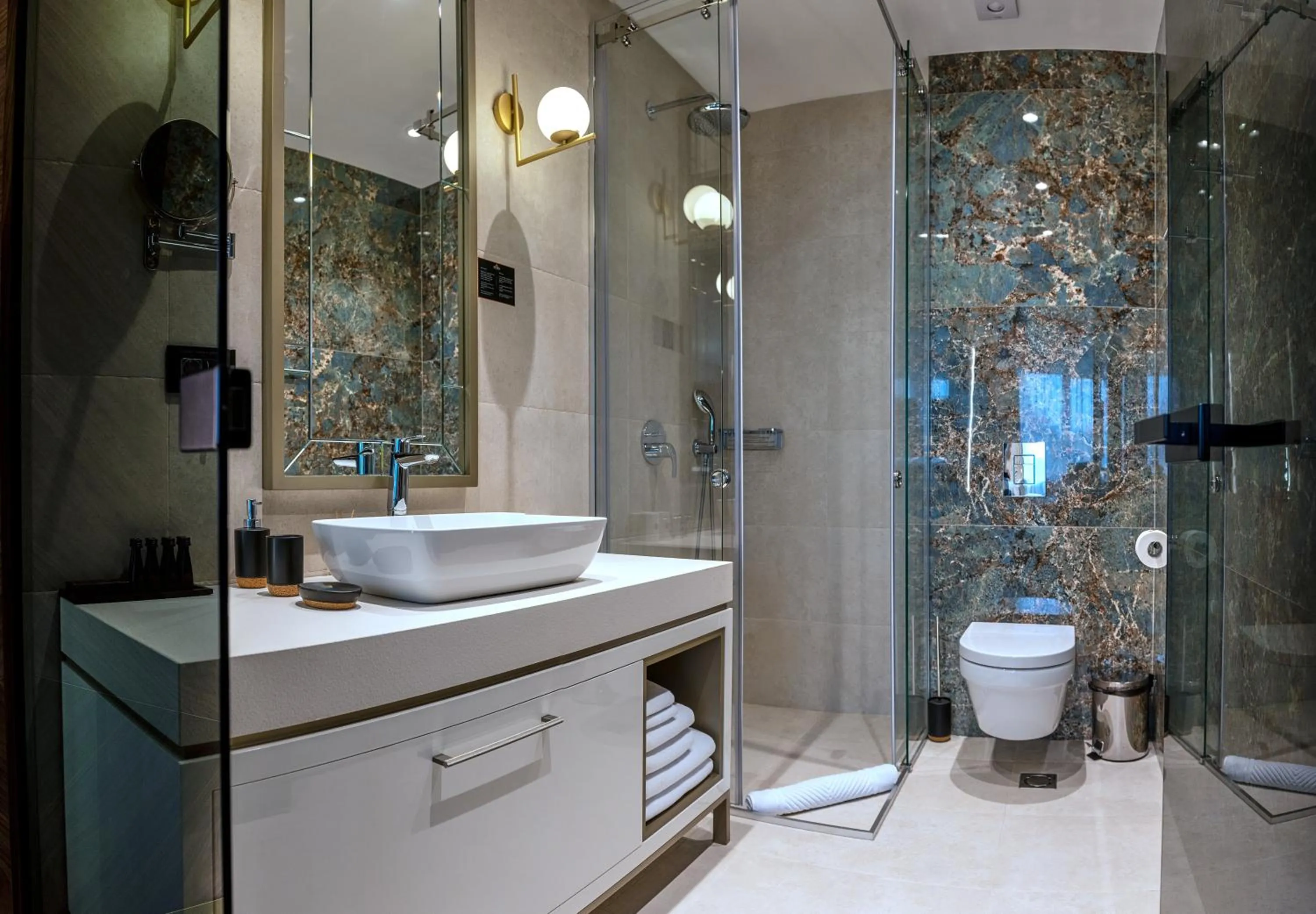 Bathroom in Hotel Pupin Novi Sad