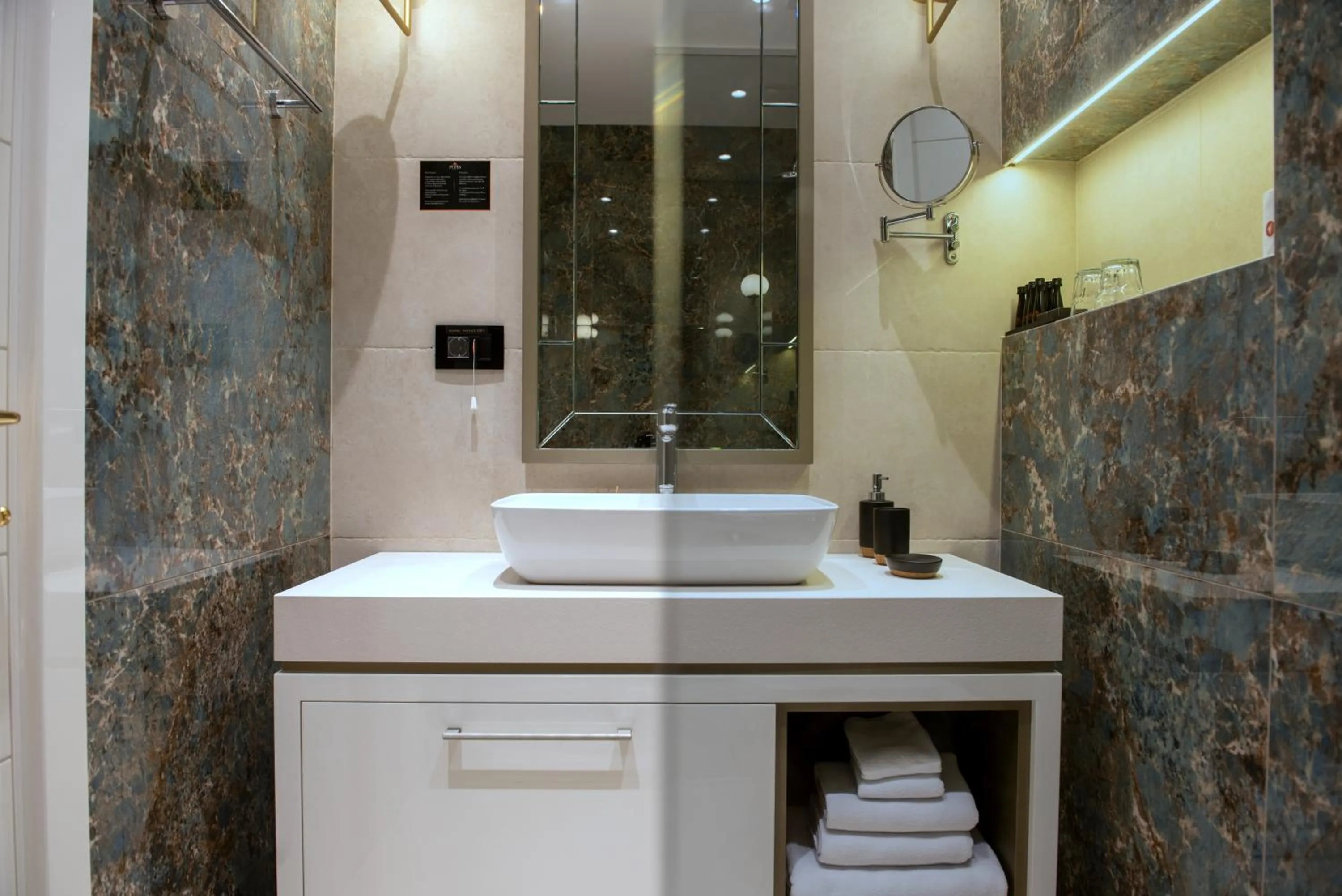 Bathroom in Hotel Pupin Novi Sad