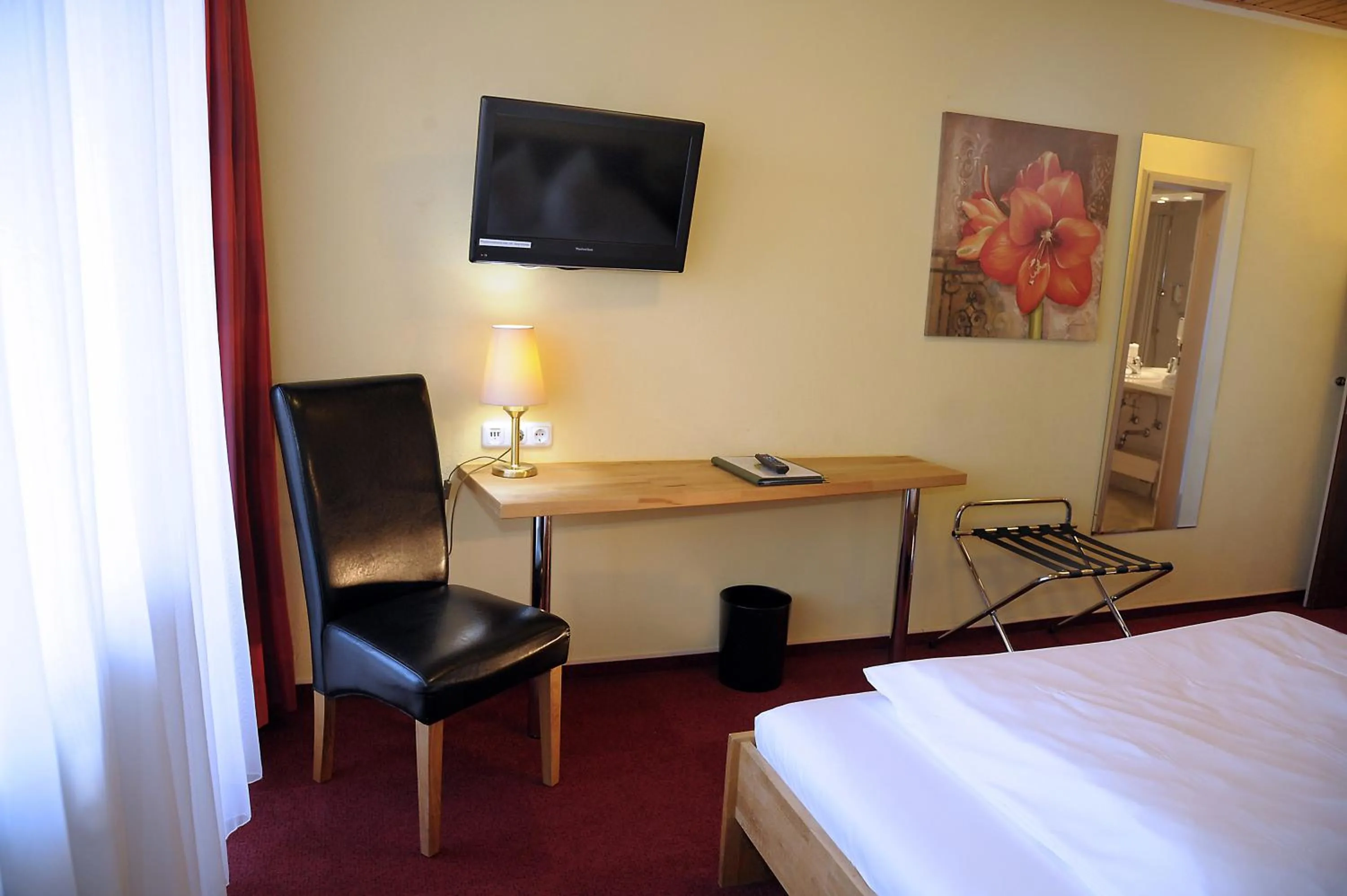 Day, Bed in Landhotel Klingerhof