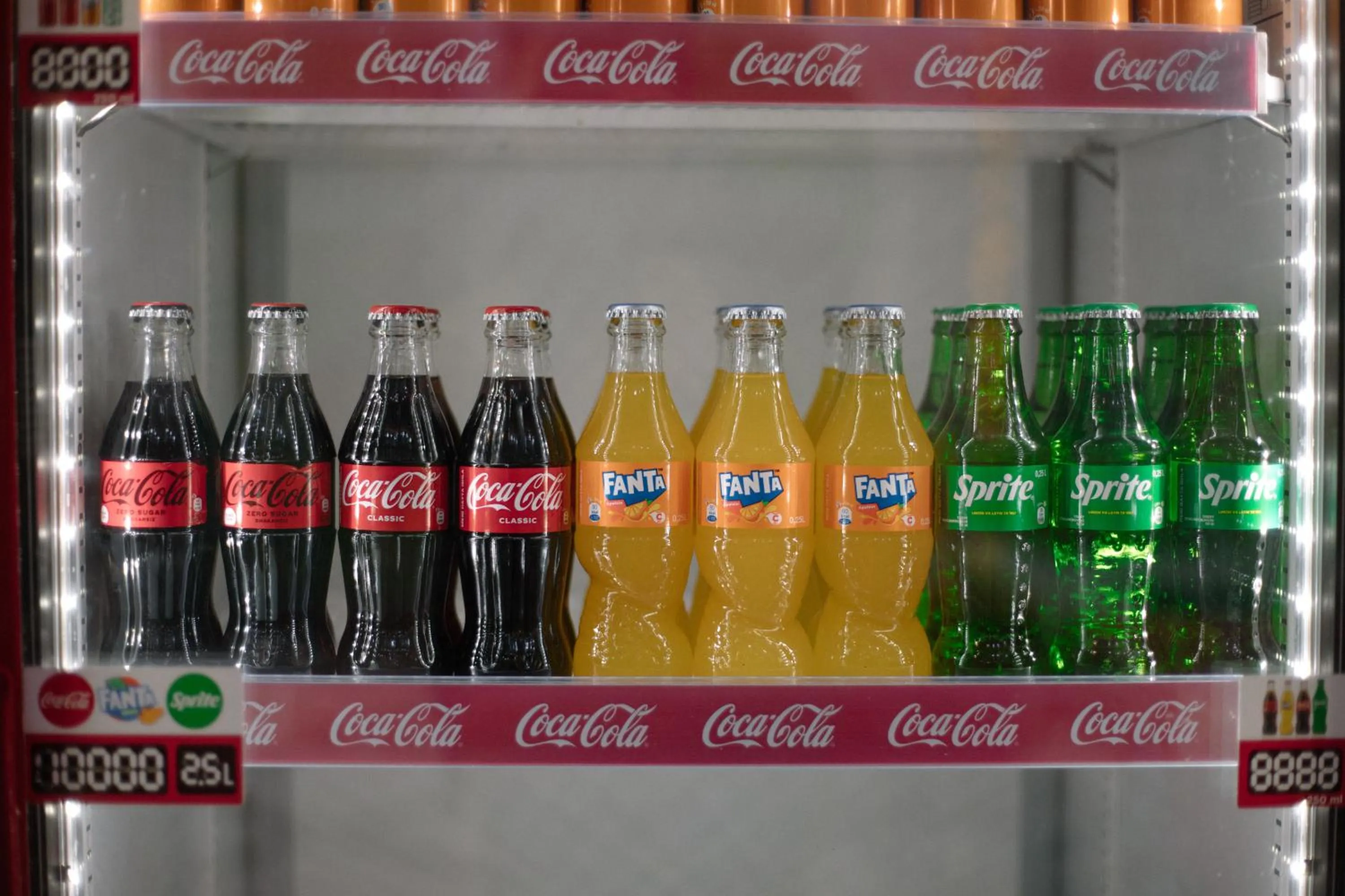 Drinks in Dendi Plaza Hotel