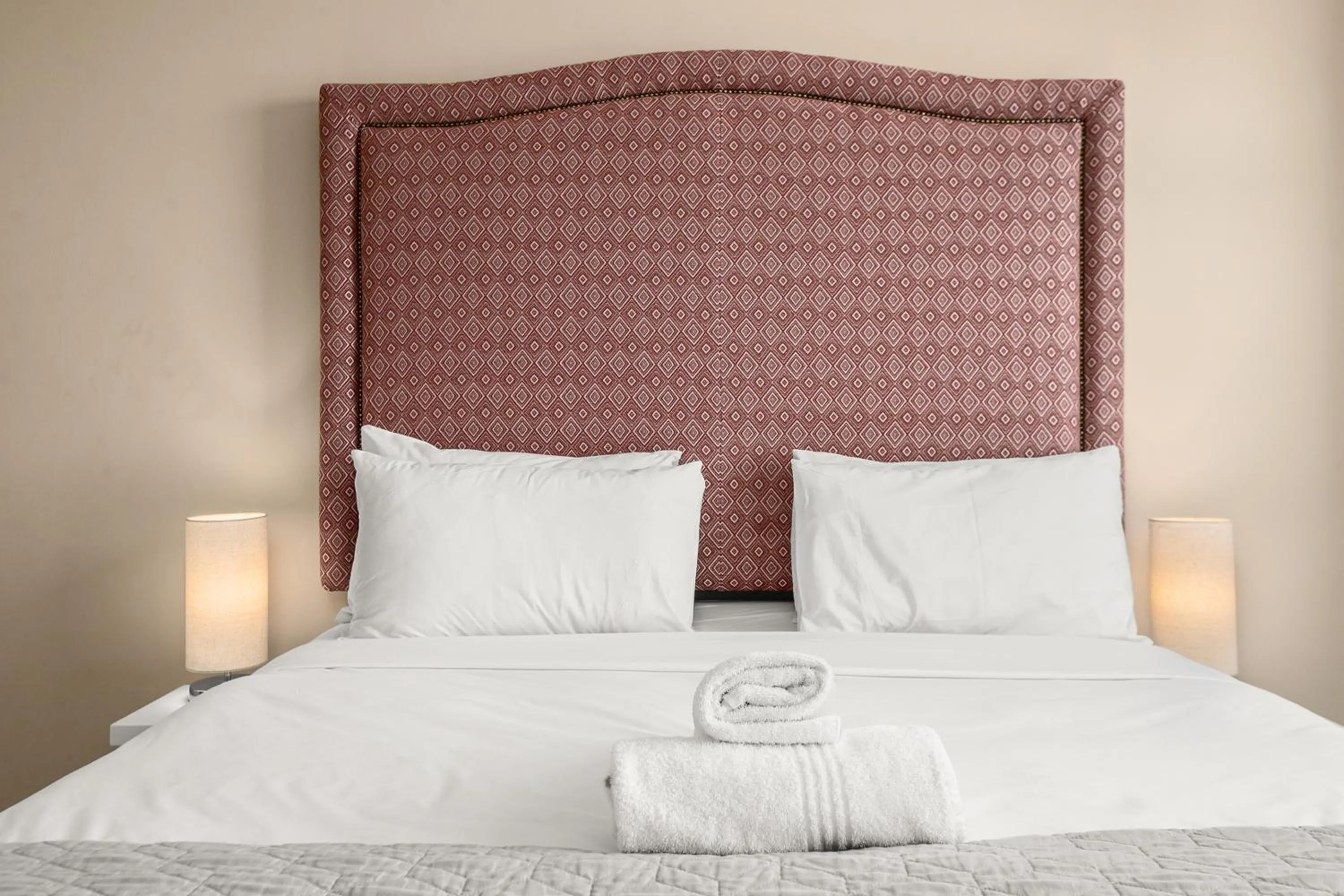 Bed in Easy Stay - The Tyrwhitt Rosebank