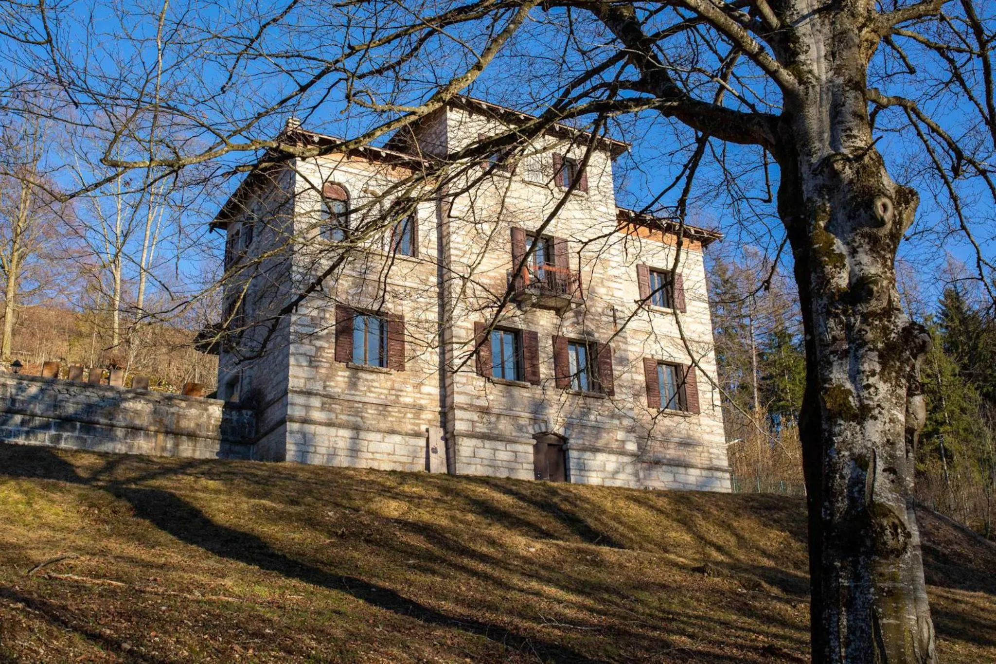 Property building in Giulio Mountain B&B