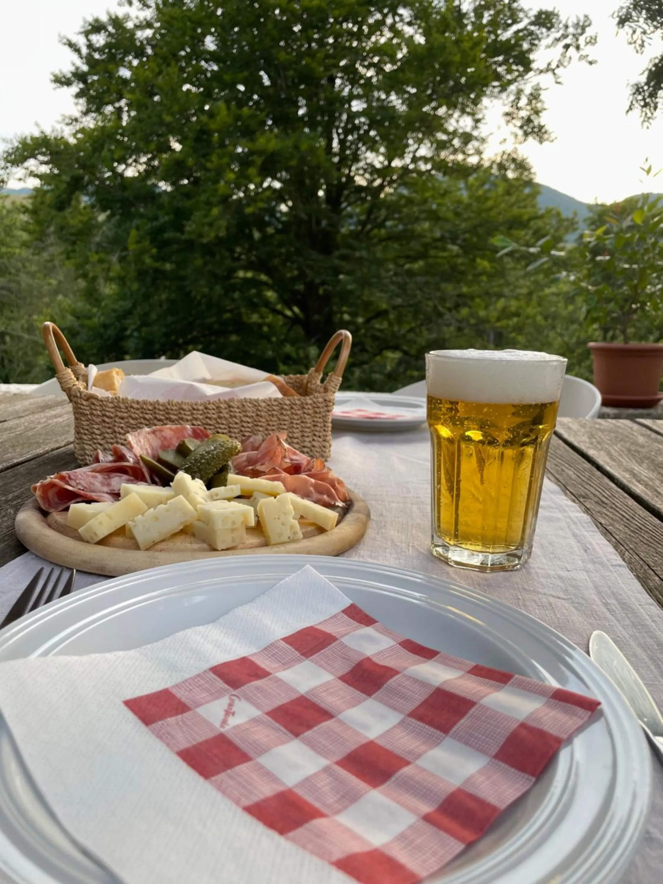 Restaurant/places to eat in Giulio Mountain B&B