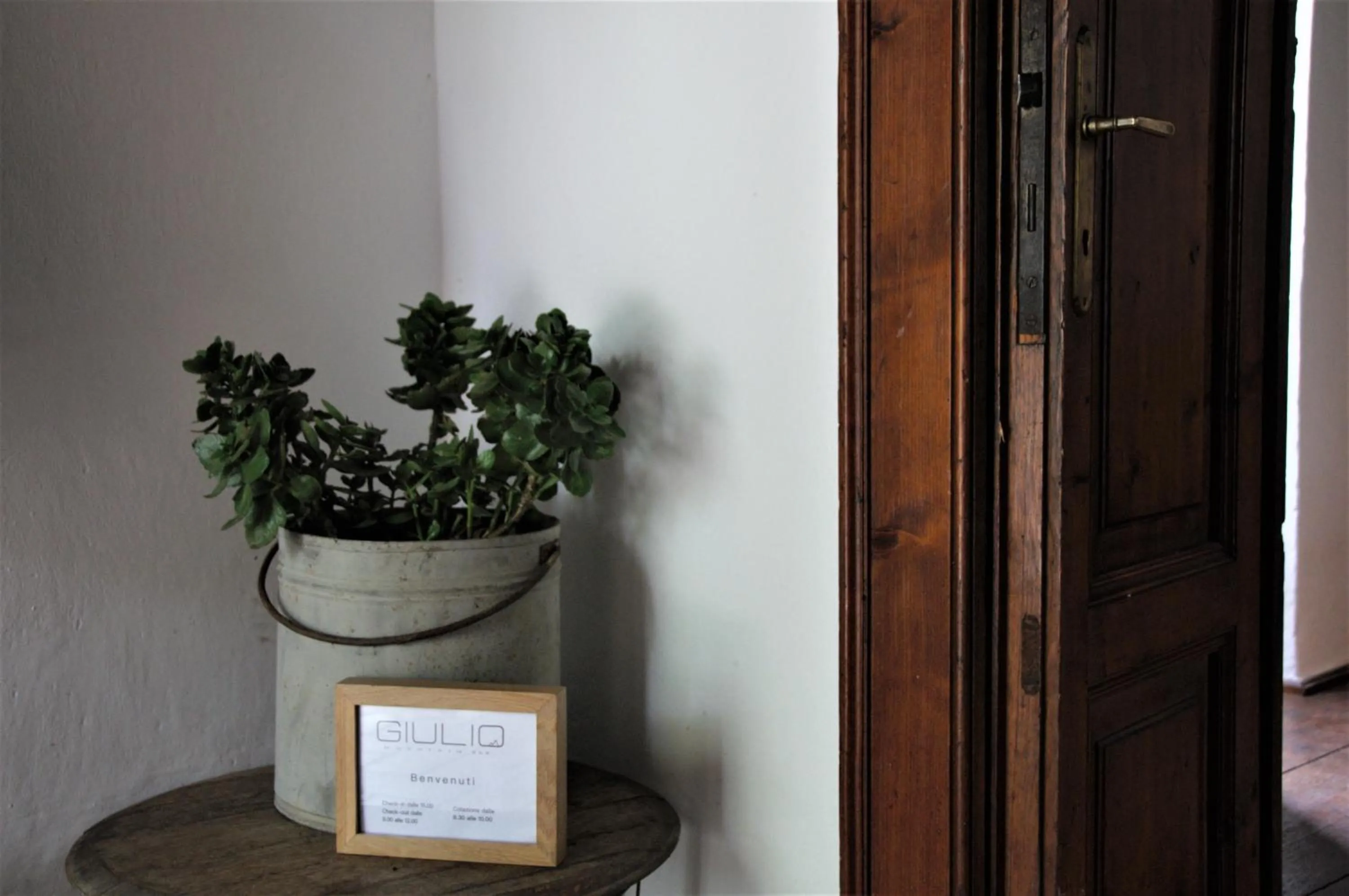 Facade/entrance in Giulio Mountain B&B