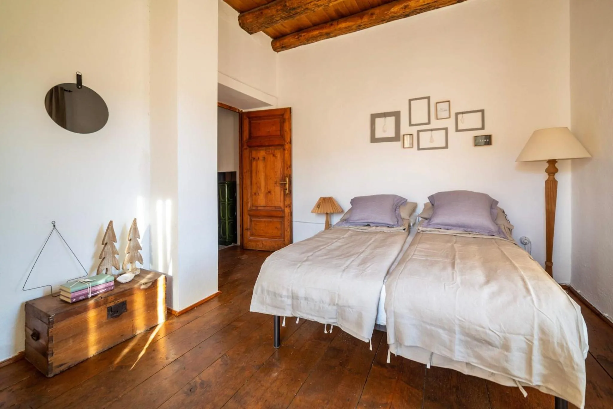 Photo of the whole room in Giulio Mountain B&B