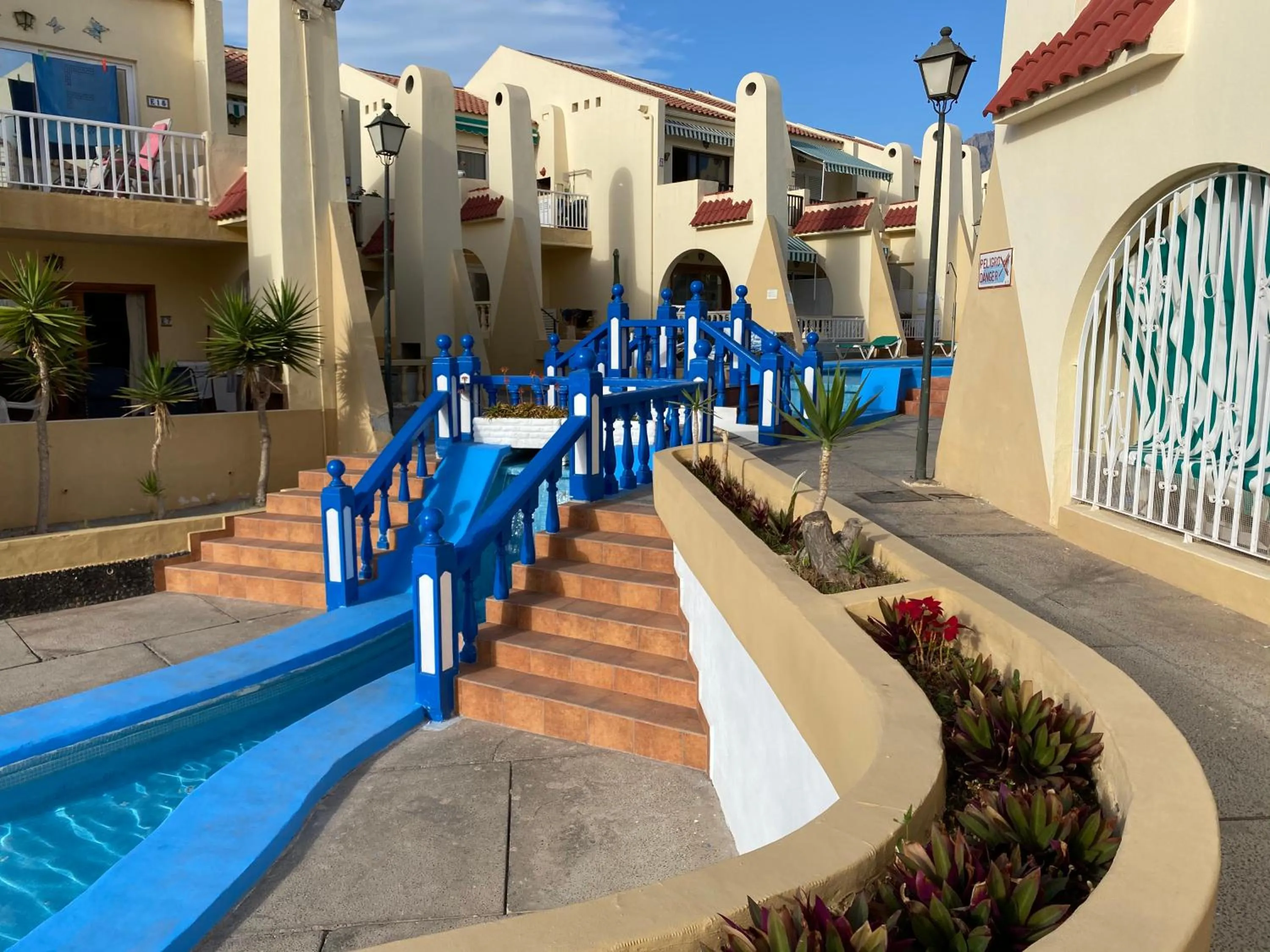 Swimming pool in Apartament Mareverde Resort Costa Adeje