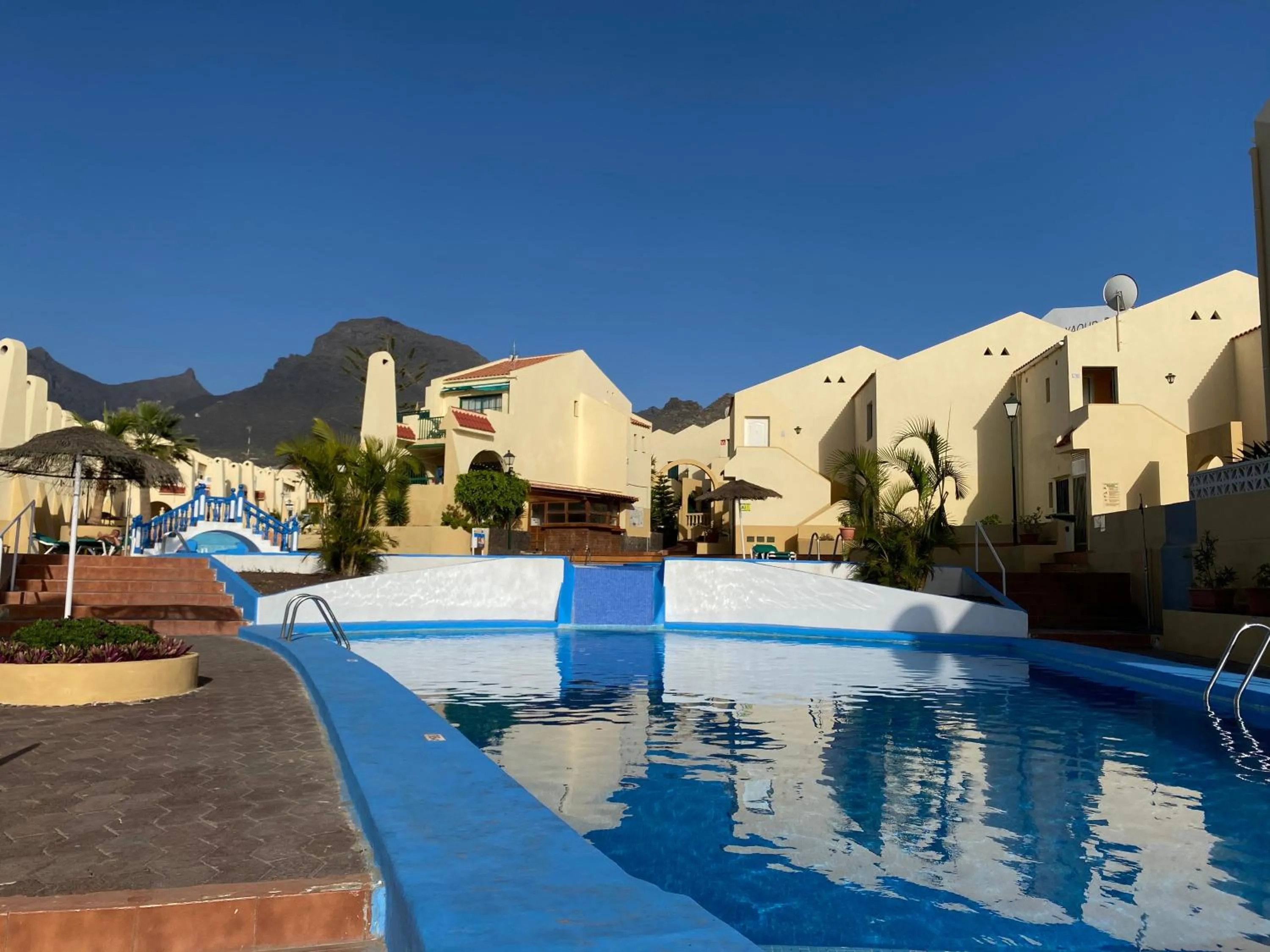 Swimming pool in Apartament Mareverde Resort Costa Adeje