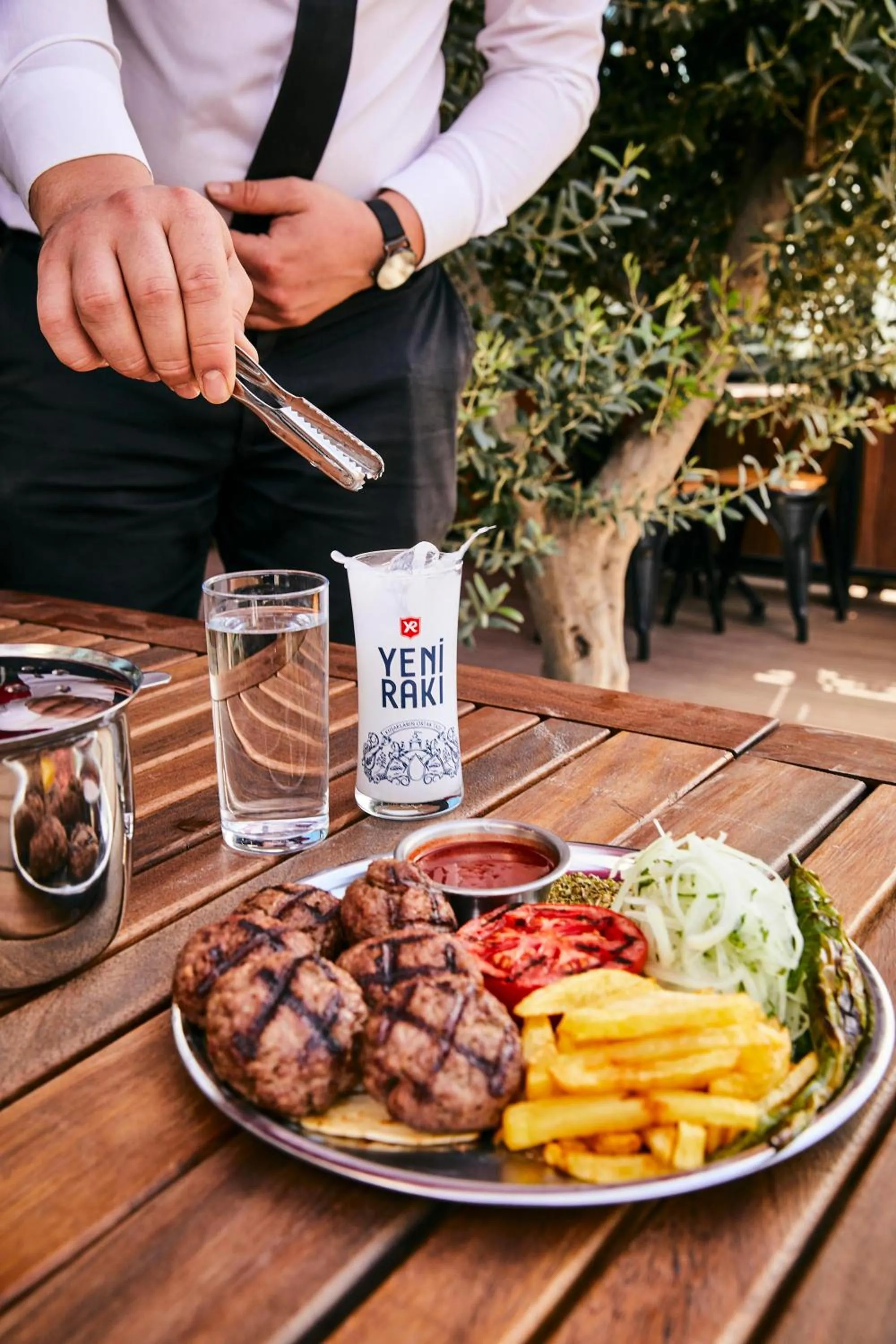 Restaurant/places to eat in The Plaza Hotel Edirne