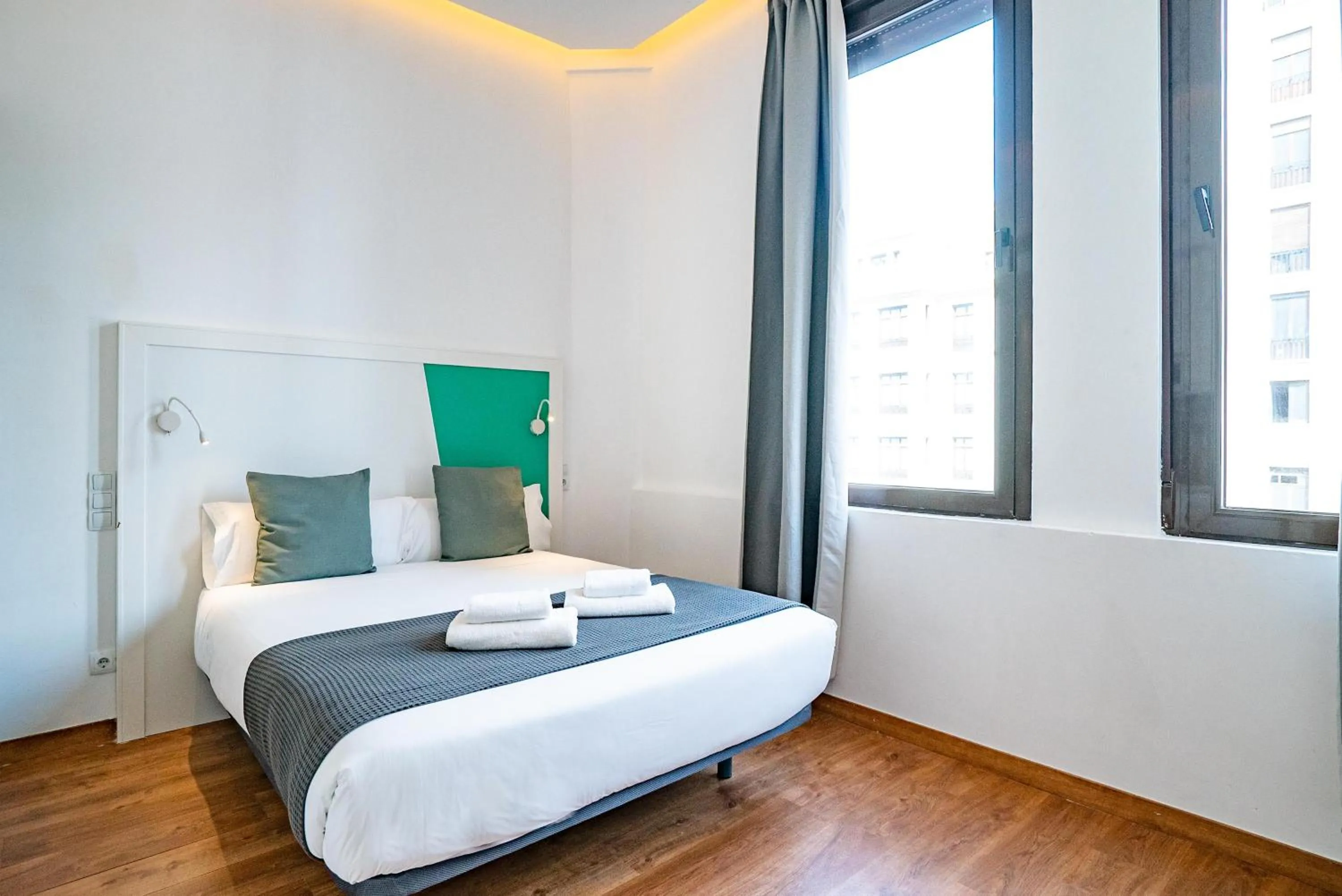 Bed in Smartr Madrid Gran Via 47