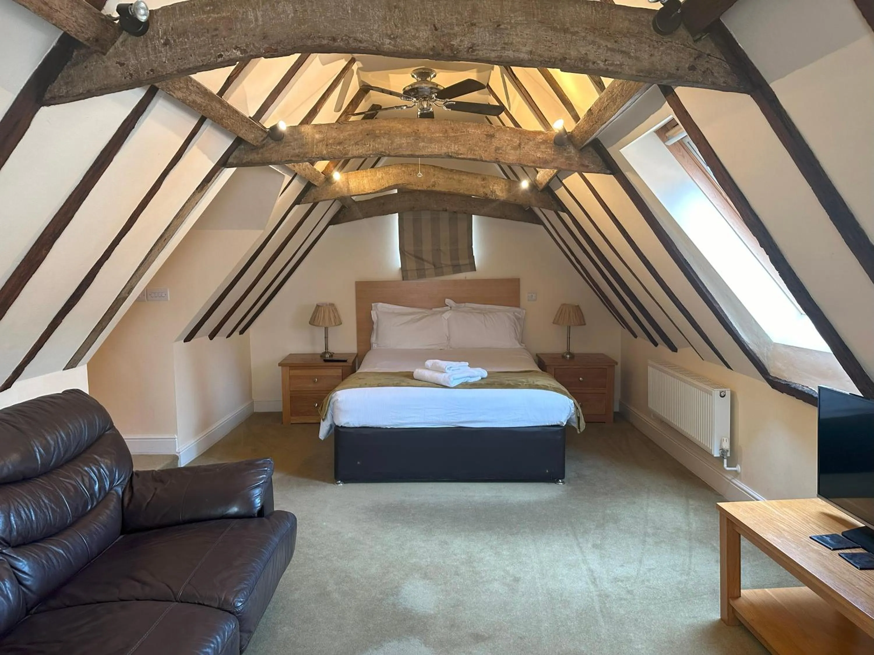 Bedroom, Bed in The North Hill Hotel