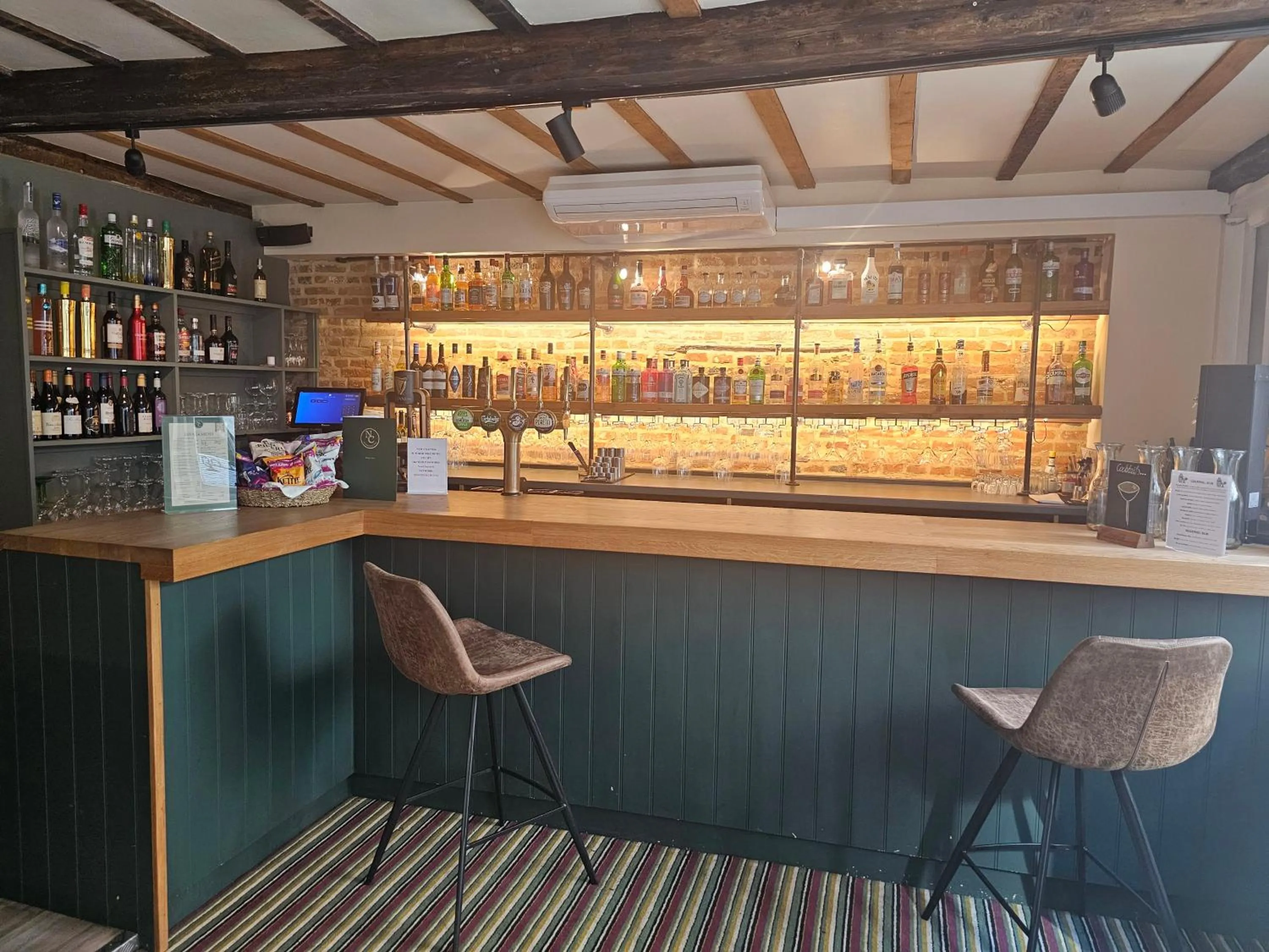 Lounge or bar in The North Hill Hotel