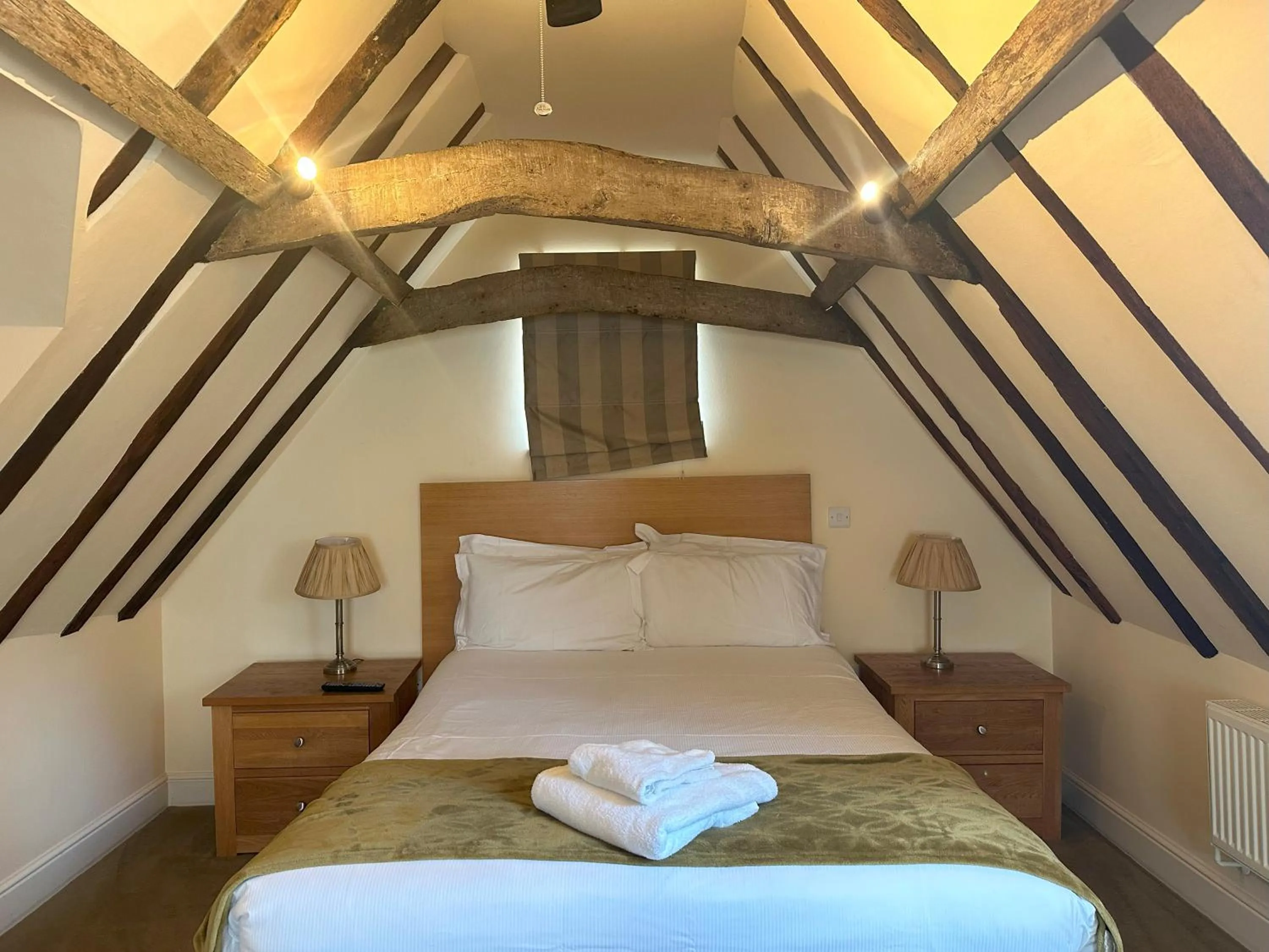 Bedroom, Bed in The North Hill Hotel