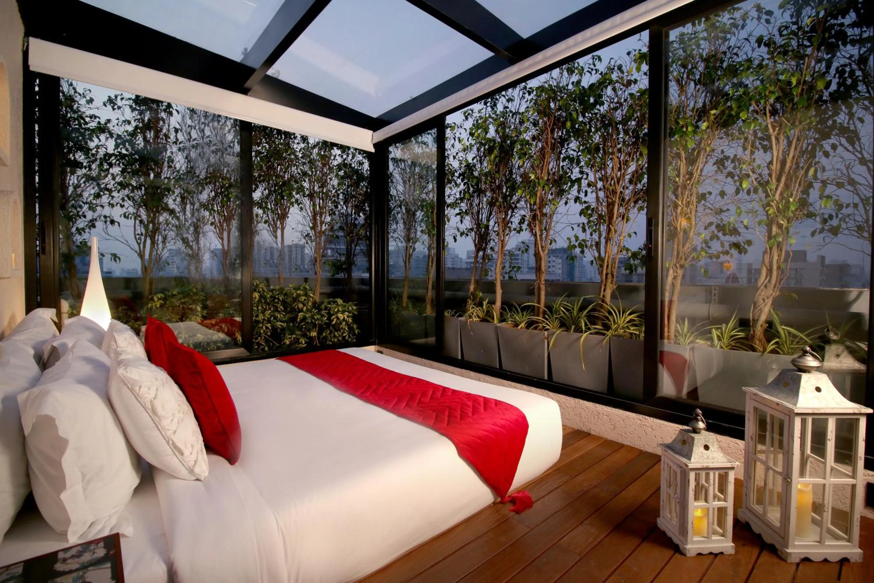 Photo of the whole room, Bed in Theory9 Premium Service Apartments Bandra