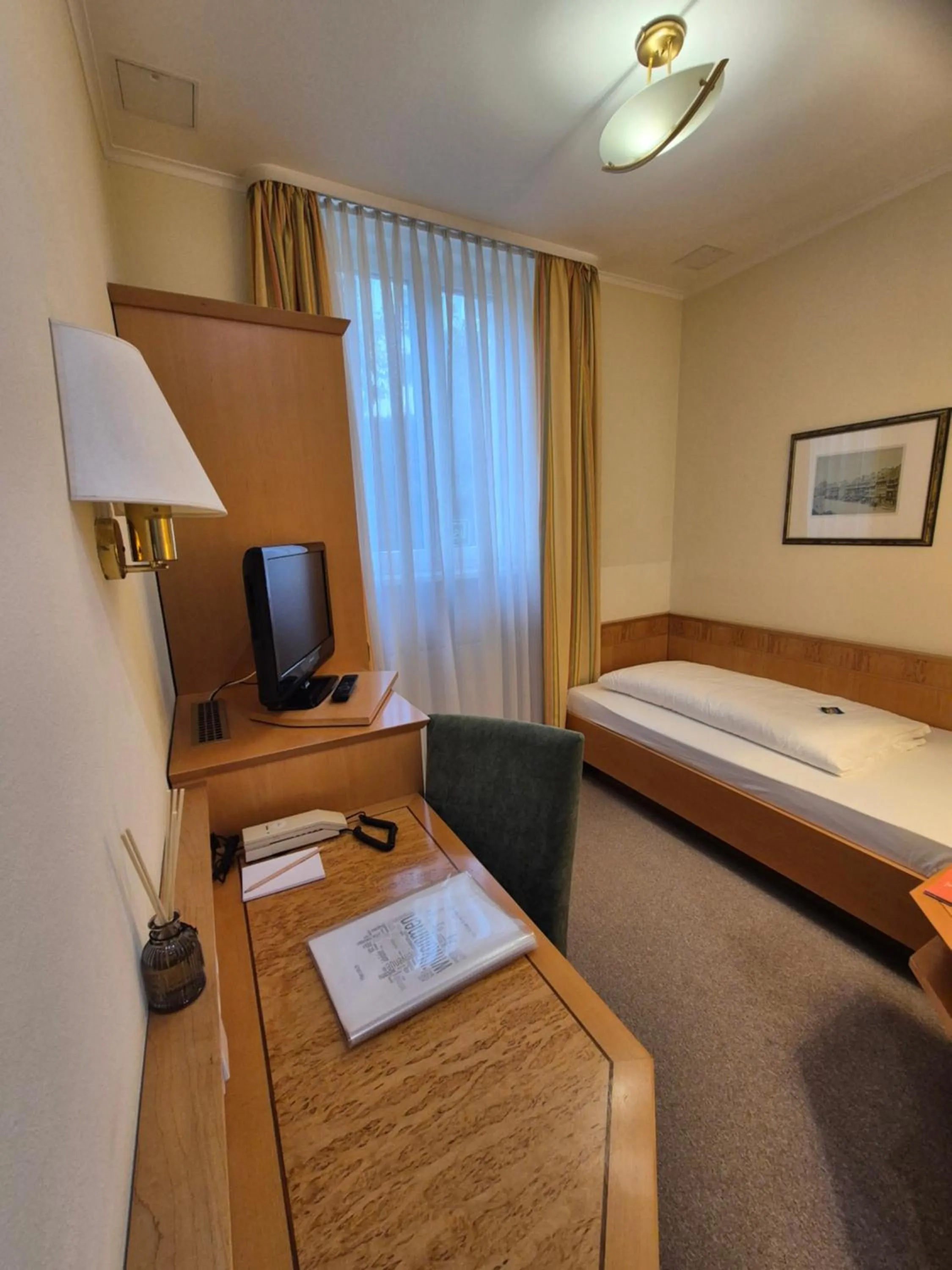 Bed in Hotel Beethoven