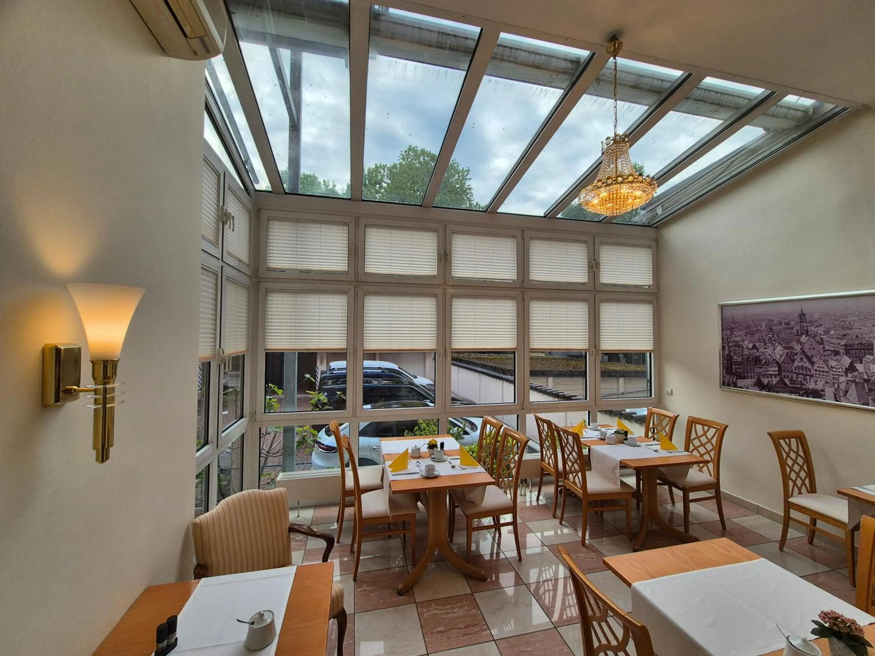 Breakfast in Hotel Beethoven