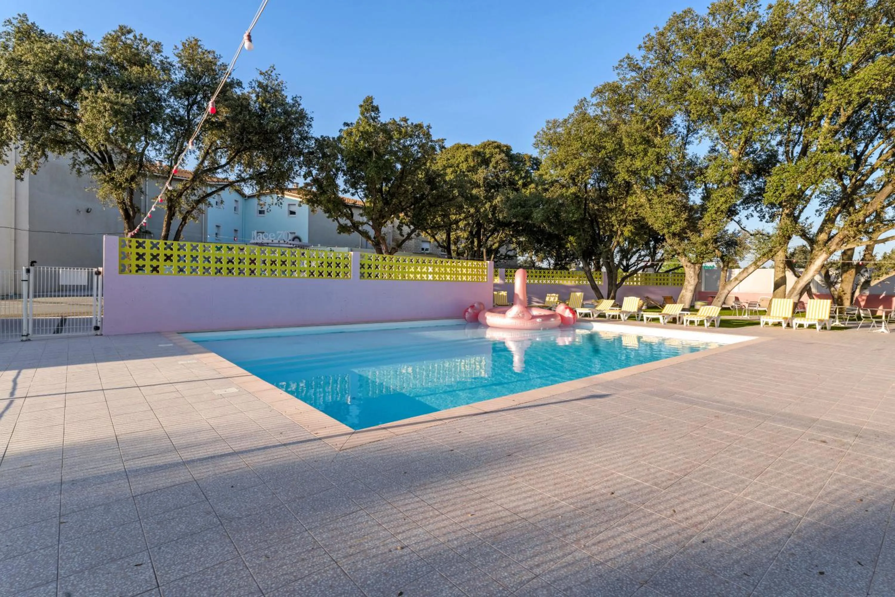 Swimming pool in greet hôtel Pont du Gard - Route d'Avignon