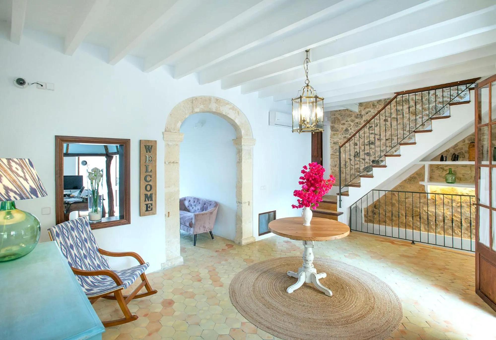 Lobby or reception in Petit Caimari - Turismo de interior