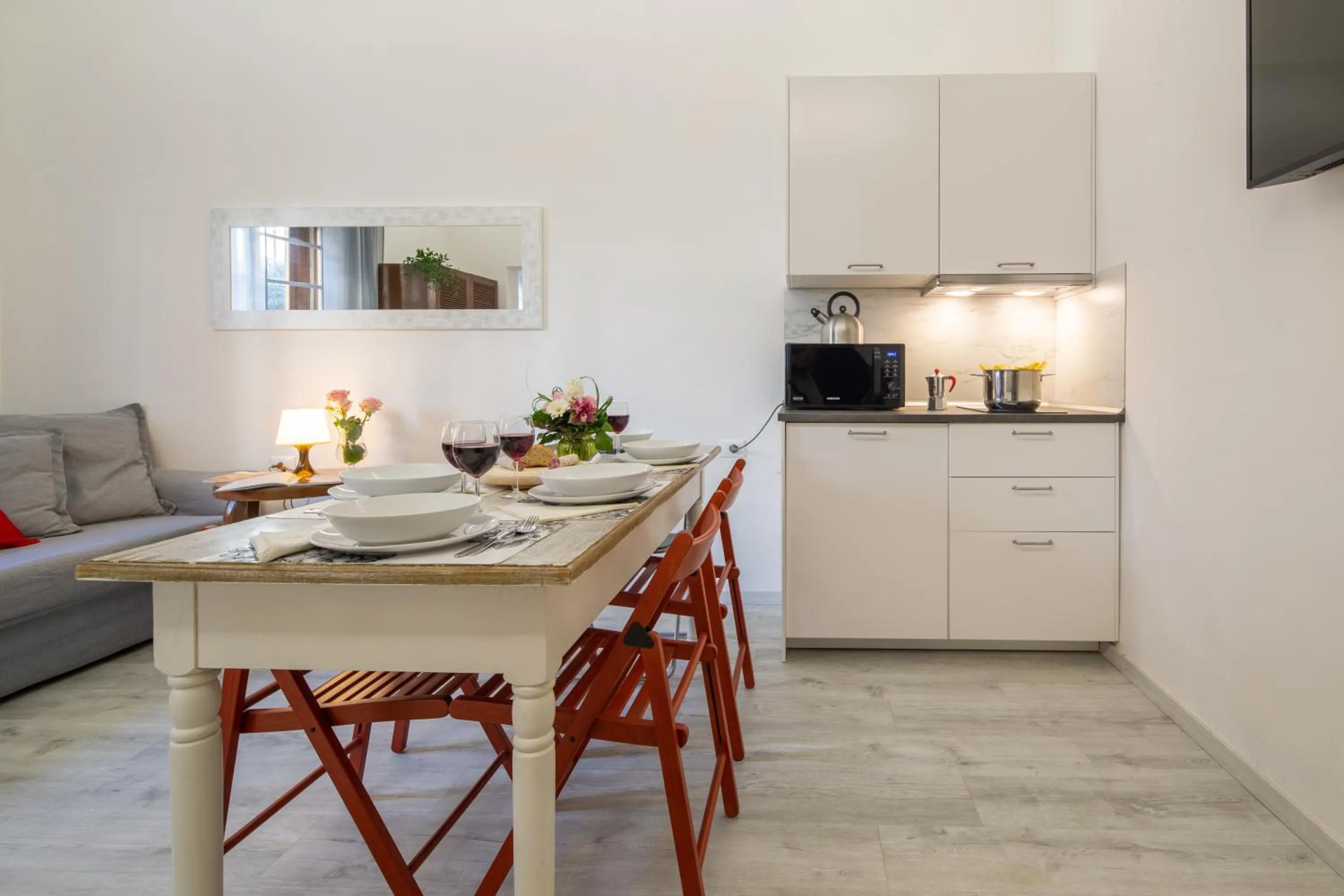 Kitchen or kitchenette in Central Station Apartment by Mmega