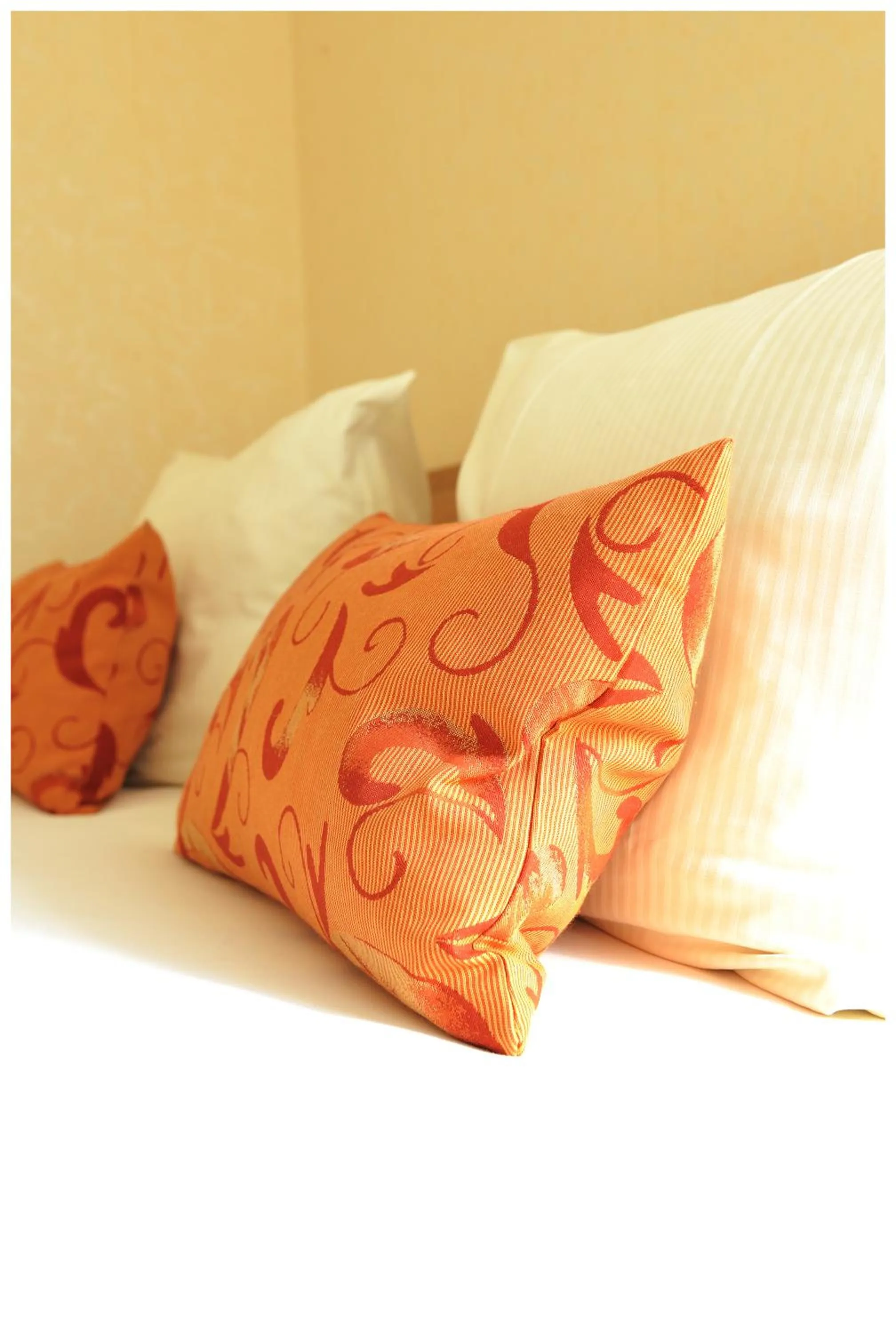 Decorative detail, Bed in Dappers Wellness Hotel