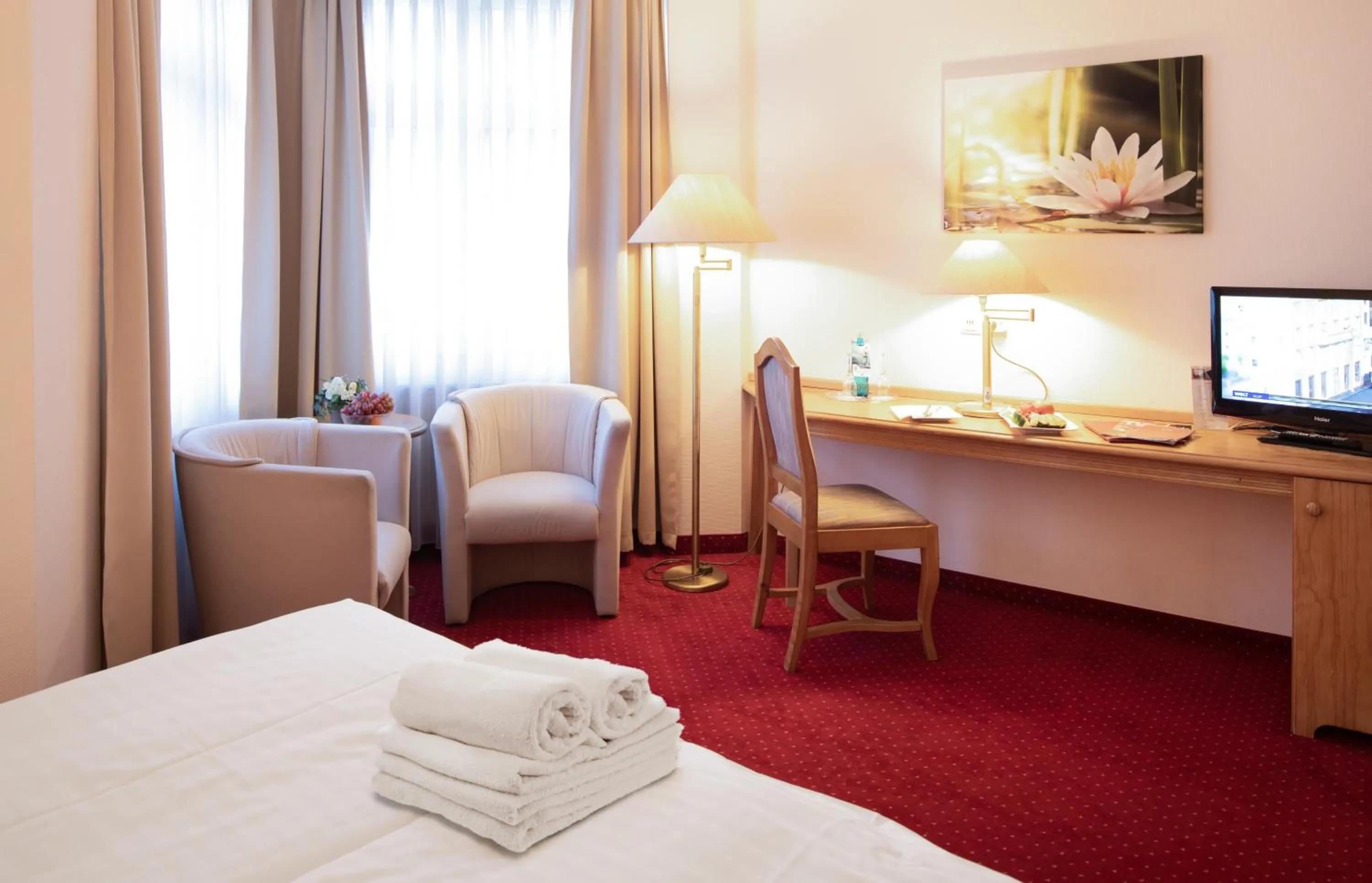 Bed in Flora-Apart-Residenz