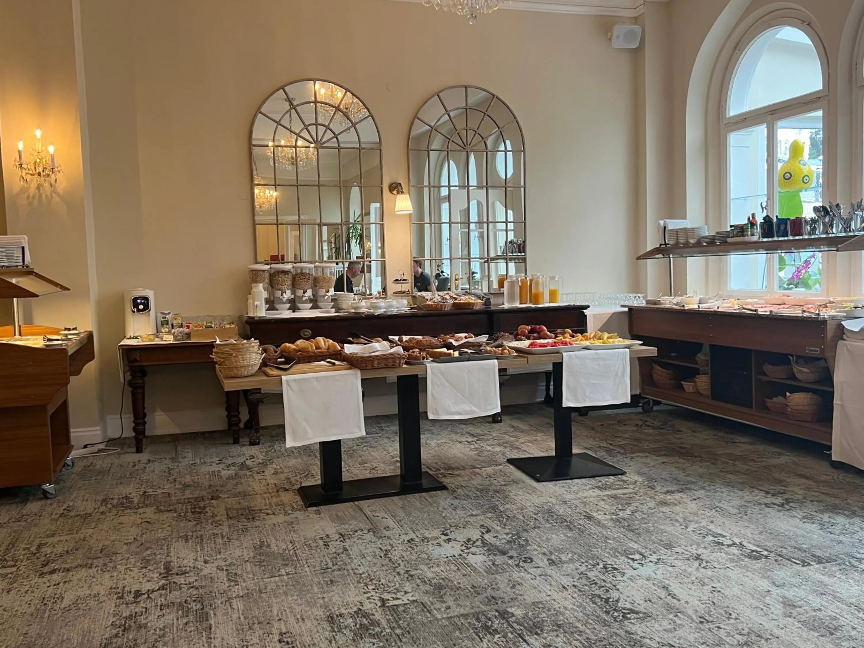 Breakfast in Kurhotel Quellenhof