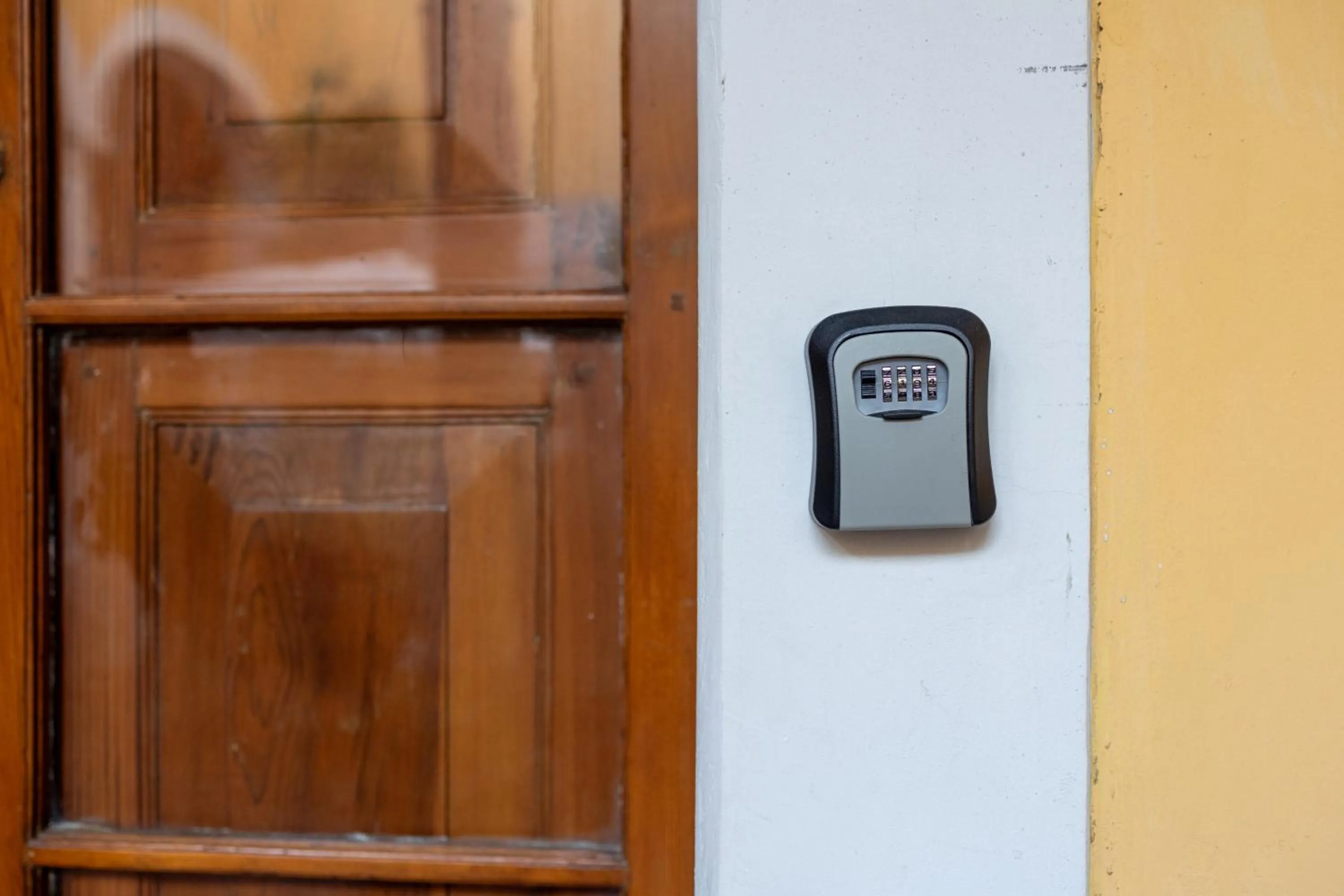Property building in Casa Araiza