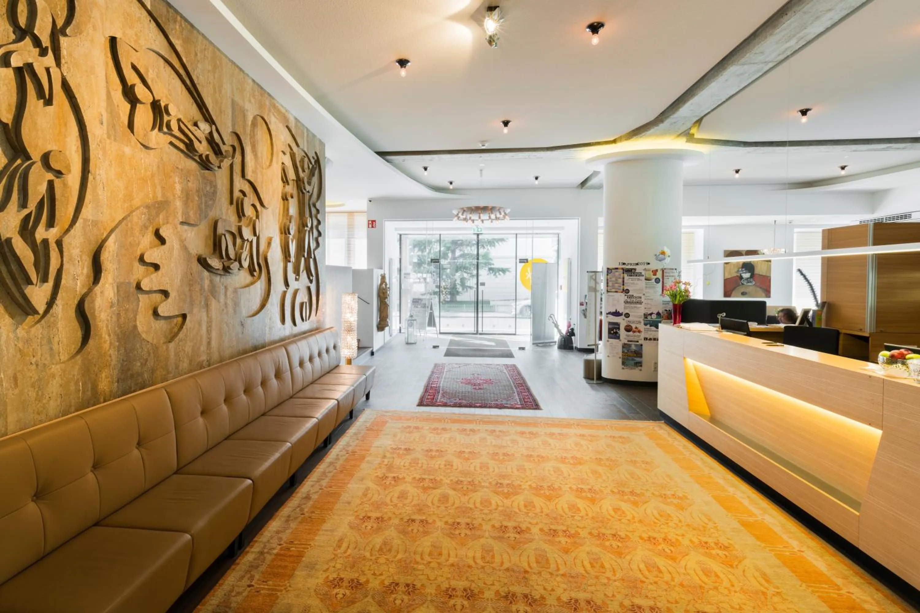 Lobby or reception in At the Park Hotel