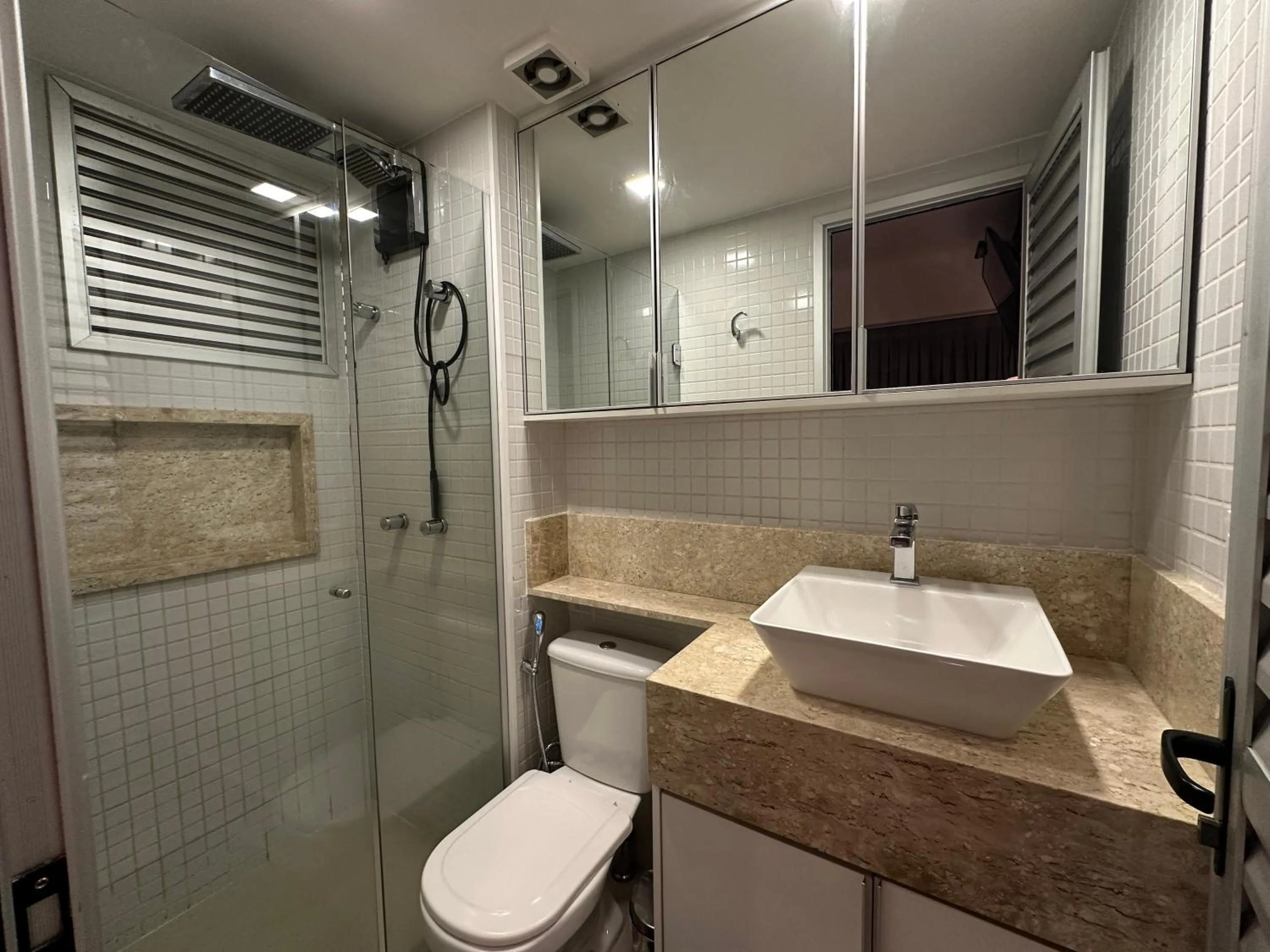 Shower in VISTA PARK SUL COBERTURA DUPLEX