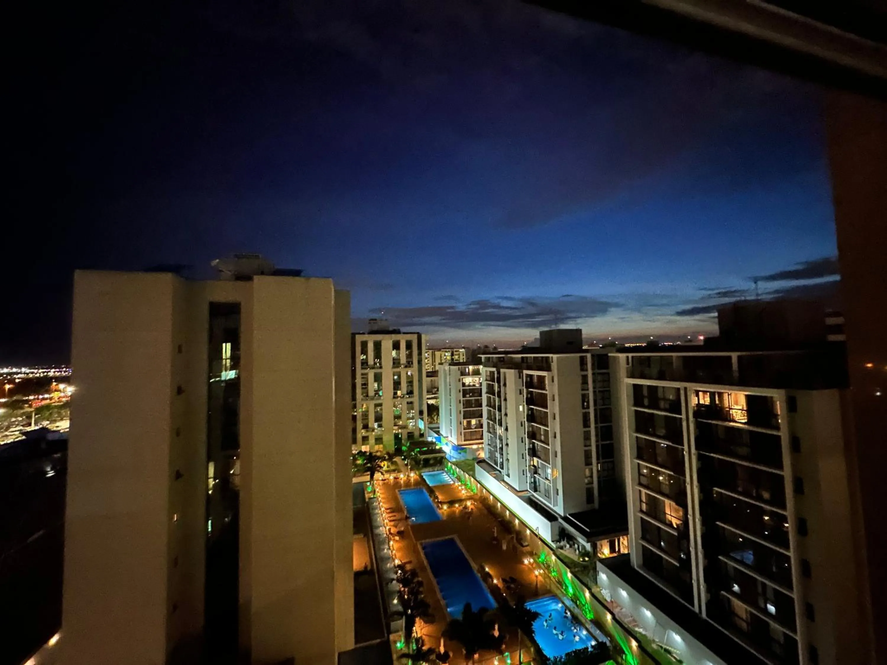 Property building in VISTA PARK SUL COBERTURA DUPLEX