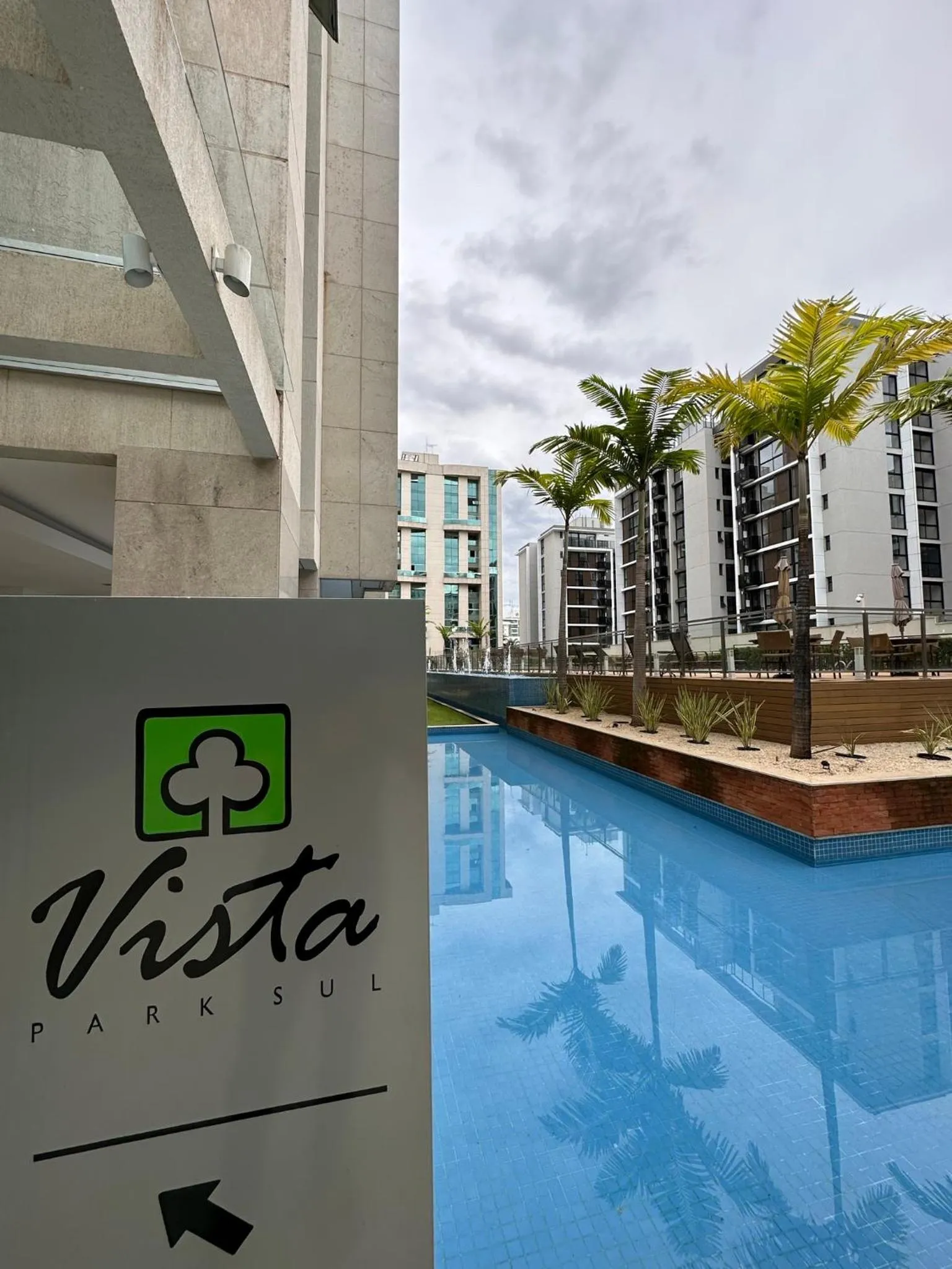 Property logo or sign in VISTA PARK SUL COBERTURA DUPLEX