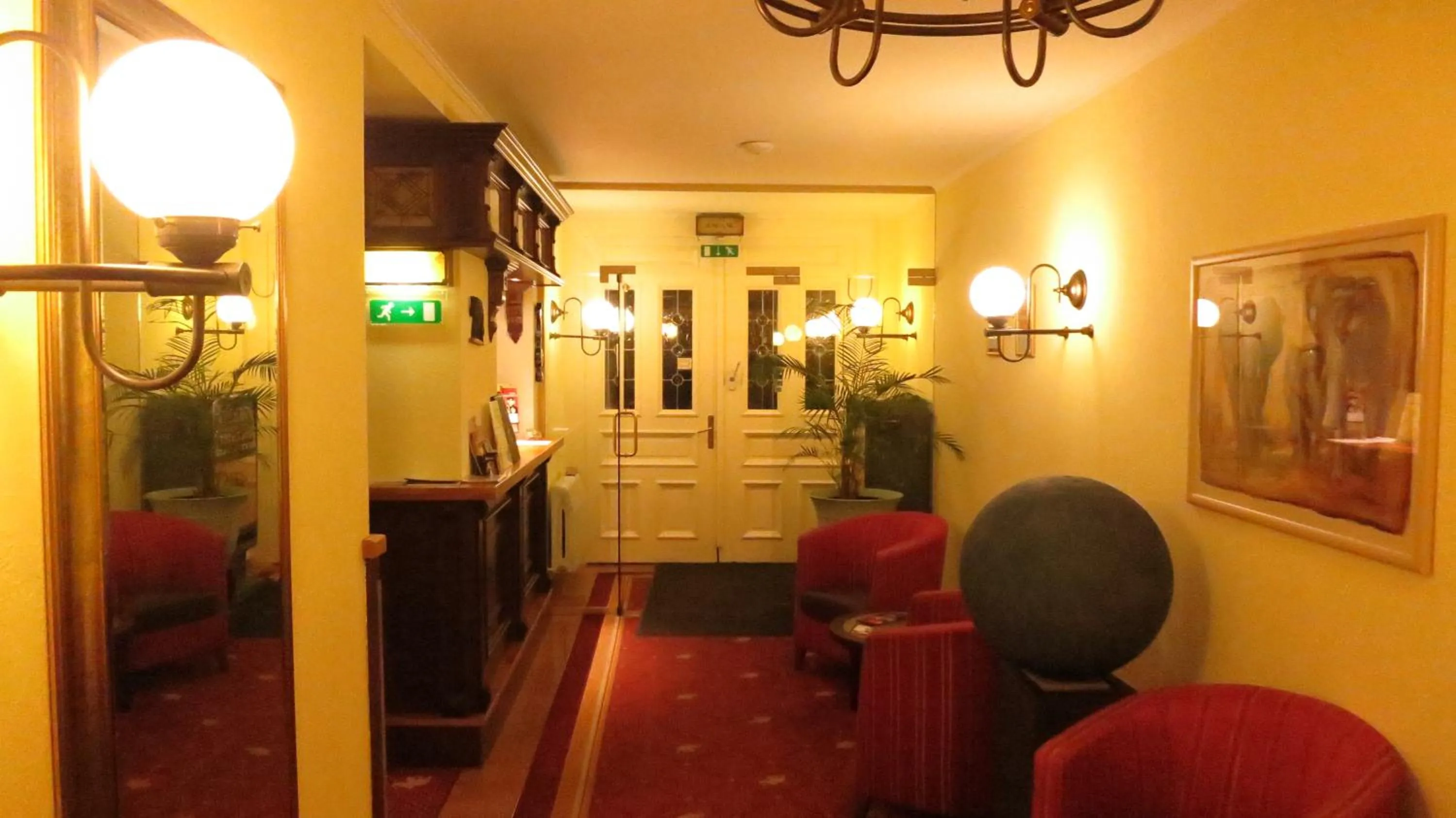 Lobby or reception in Hotel Elefant