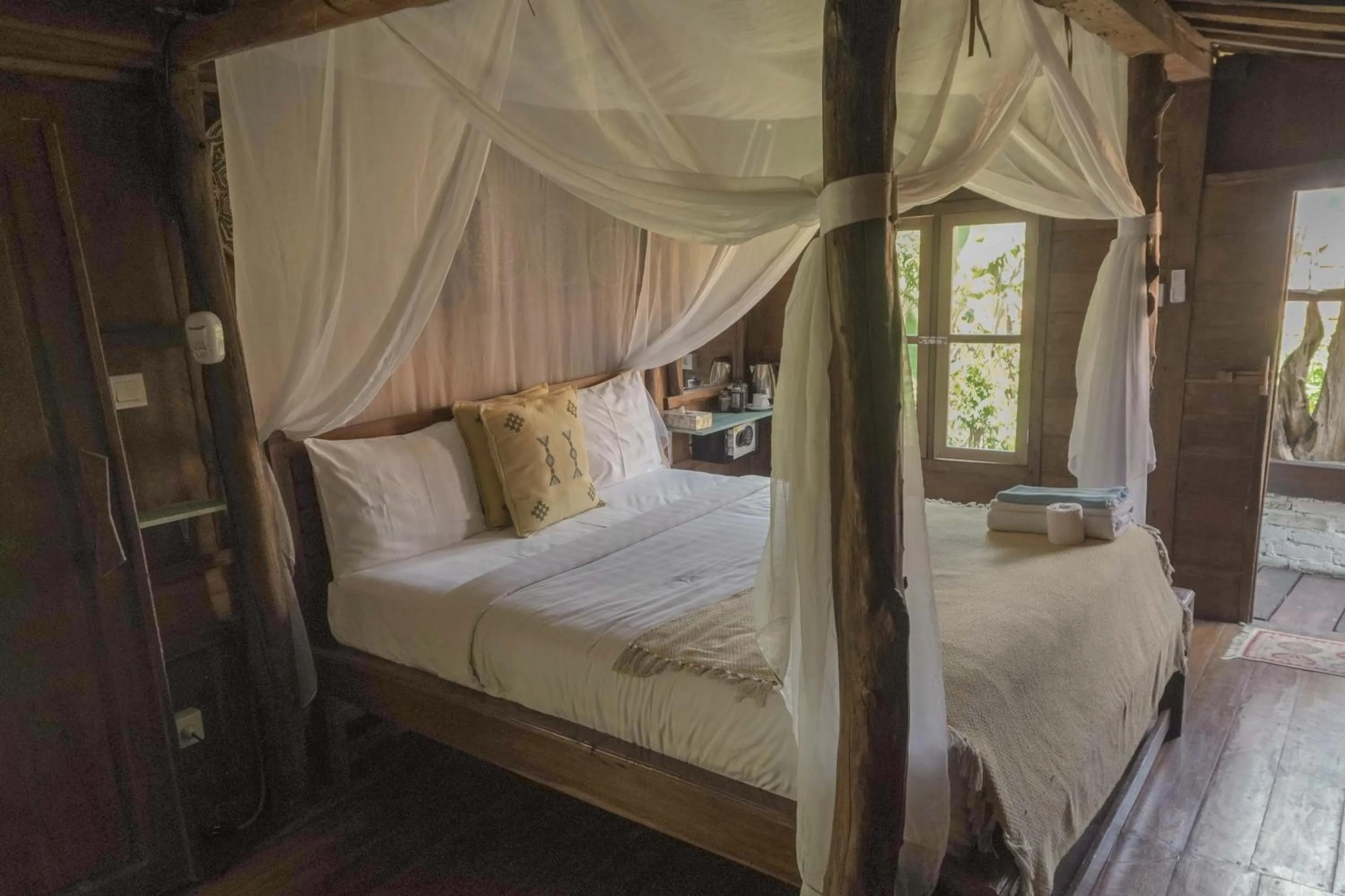 Bedroom, Bed in Ubuntu Bali Eco Yoga Retreat - CANGGU