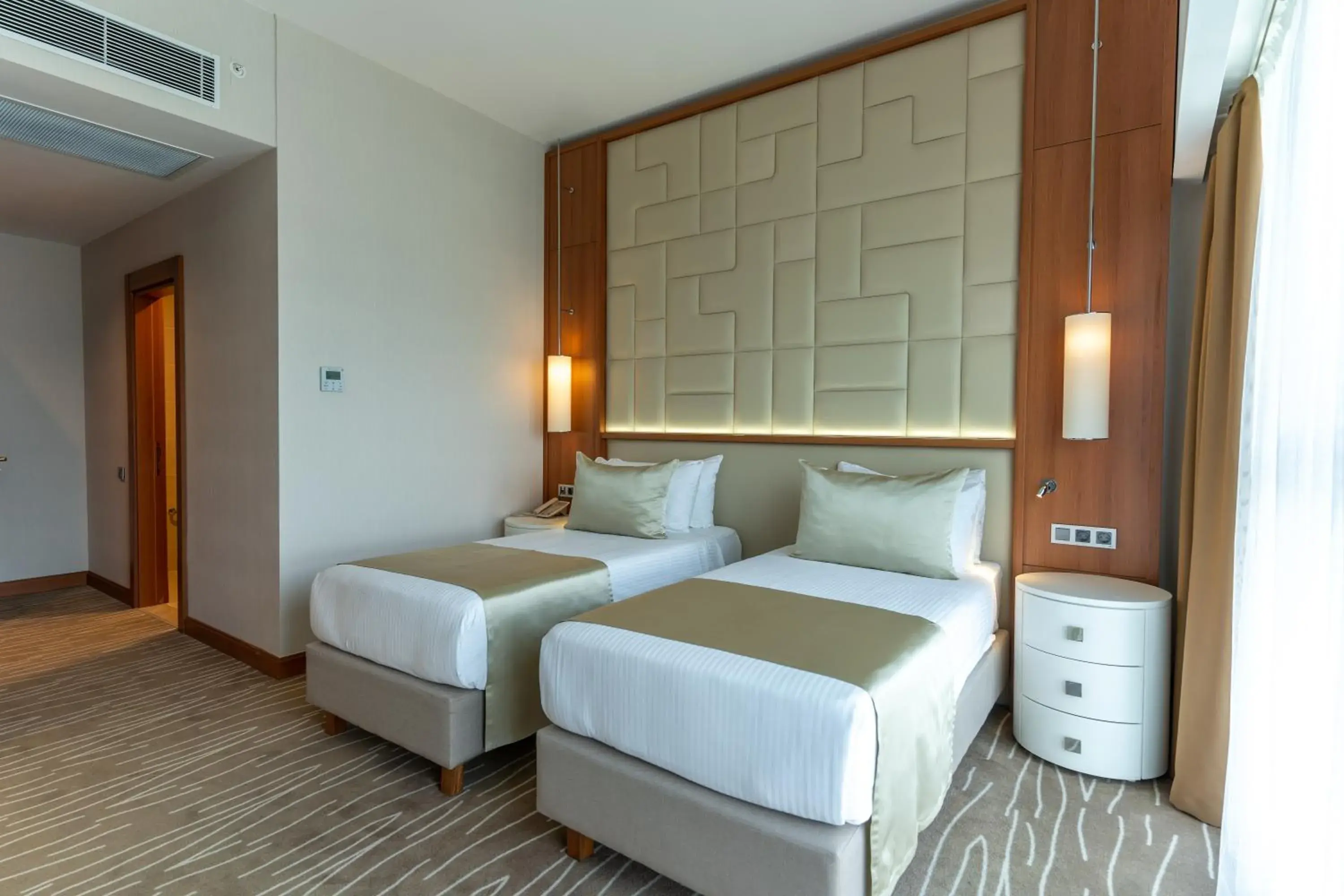 Standard Twin Room with Sea View in Grand Bellagio Batumi Convention & Casino Hotel Standard Twin Room with Sea View in Grand Bellagio Batumi Convention & Casino Hotel