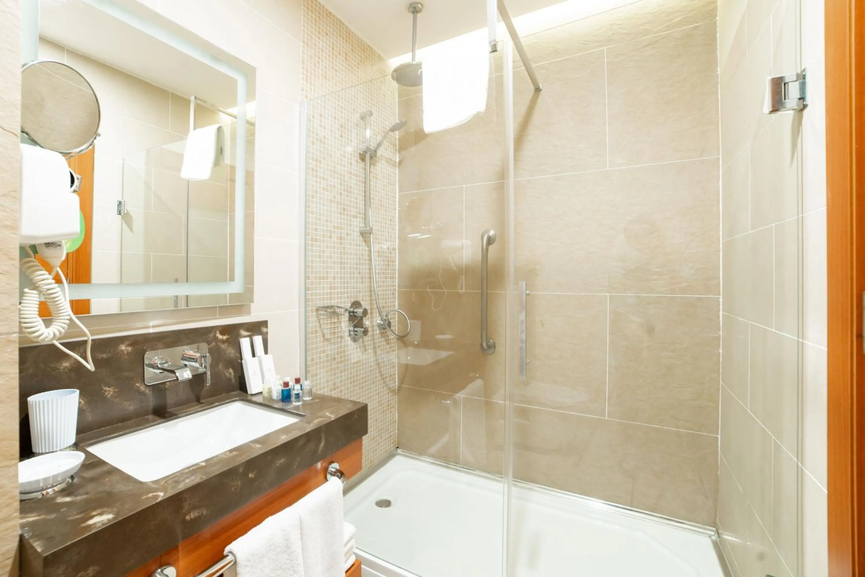 Shower in Grand Bellagio Batumi Convention & Casino Hotel