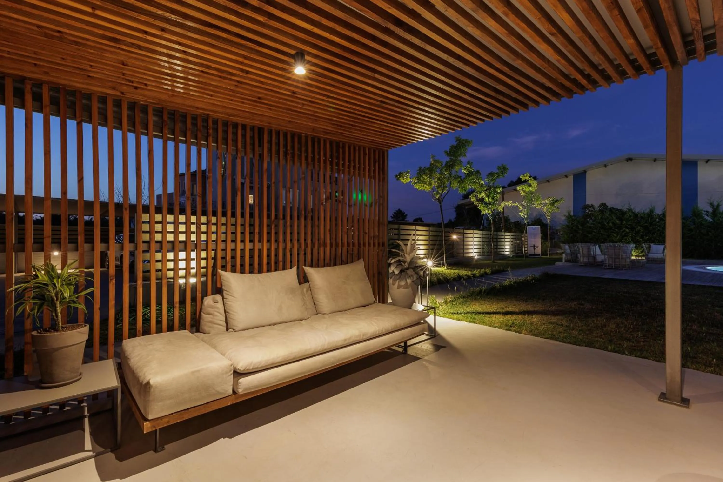 Night in V Luxury Suites