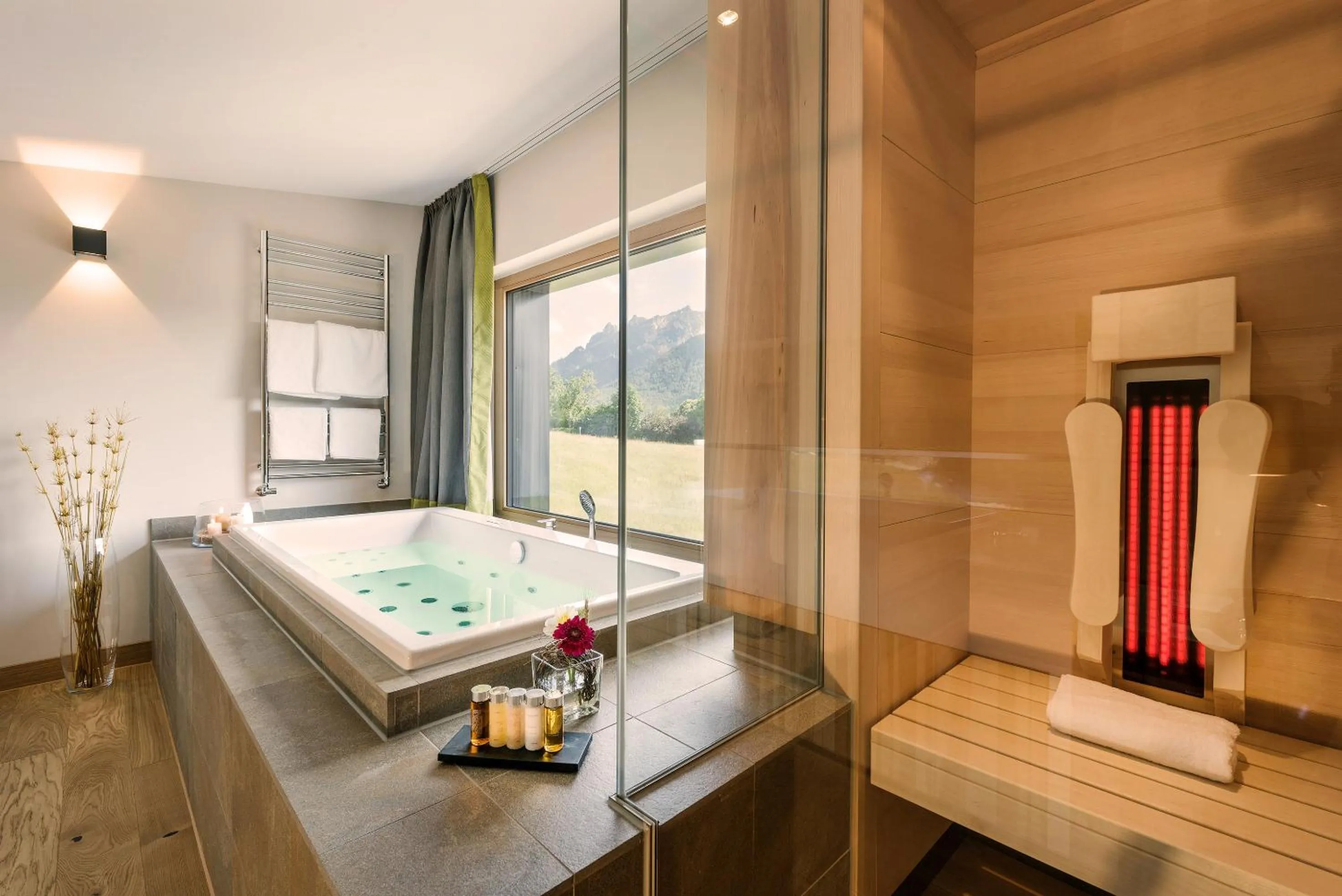 Hot Tub in Klosterhof – Alpine Hideaway & Spa