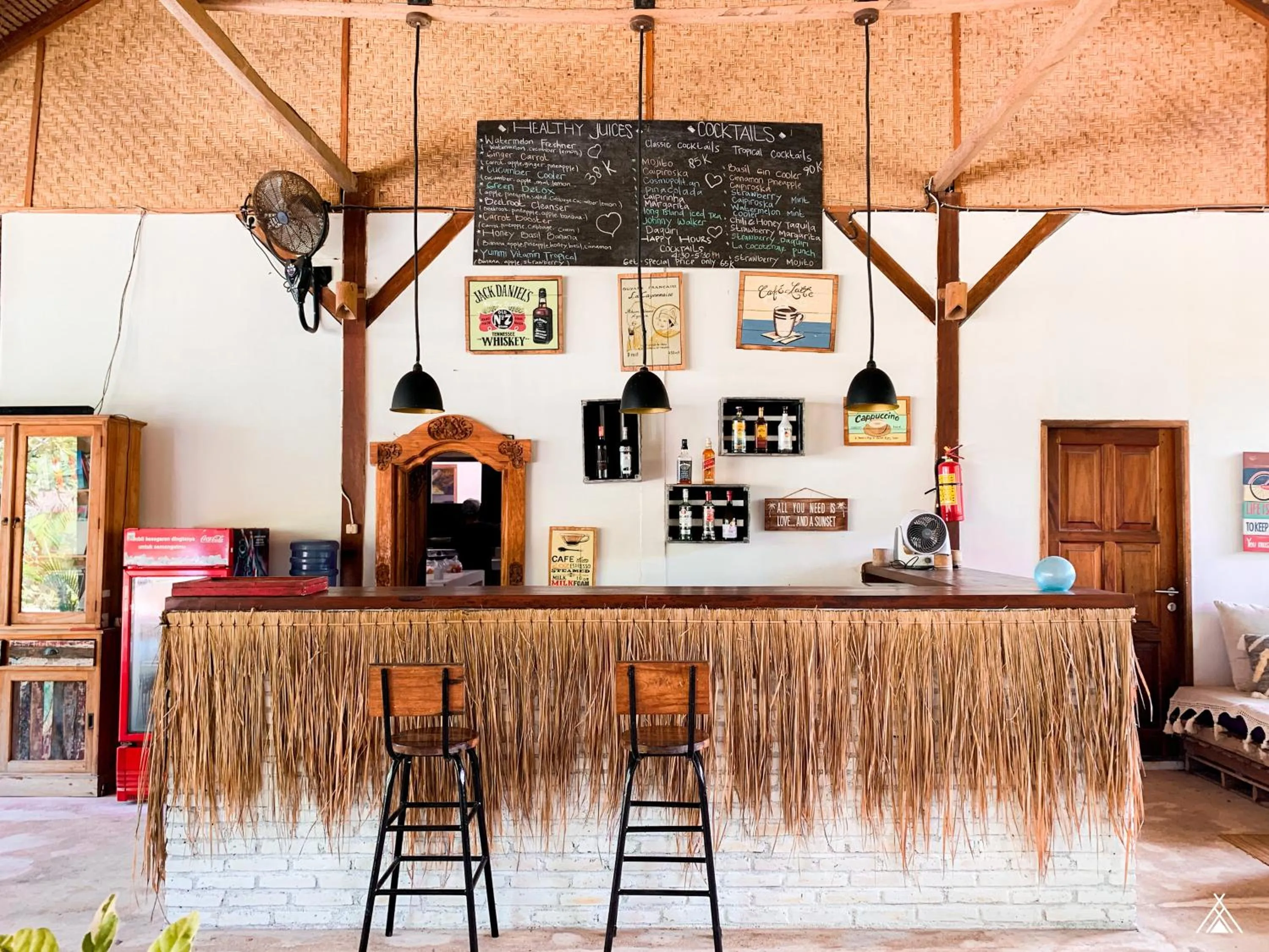 Restaurant/places to eat in La Cocoteraie Ecolodge - Luxury Glamping Tents