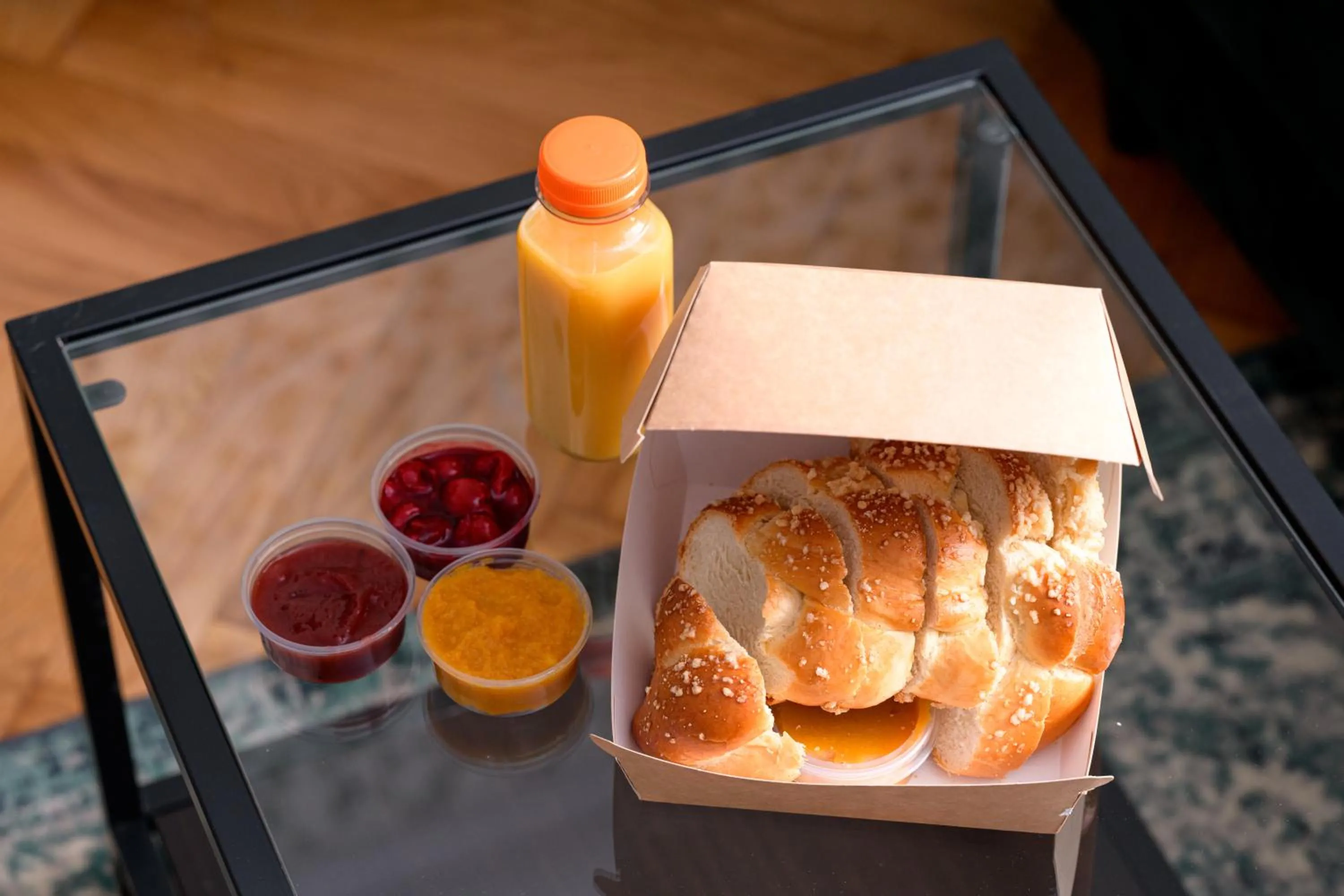 Breakfast in Native Apartments Blich 7