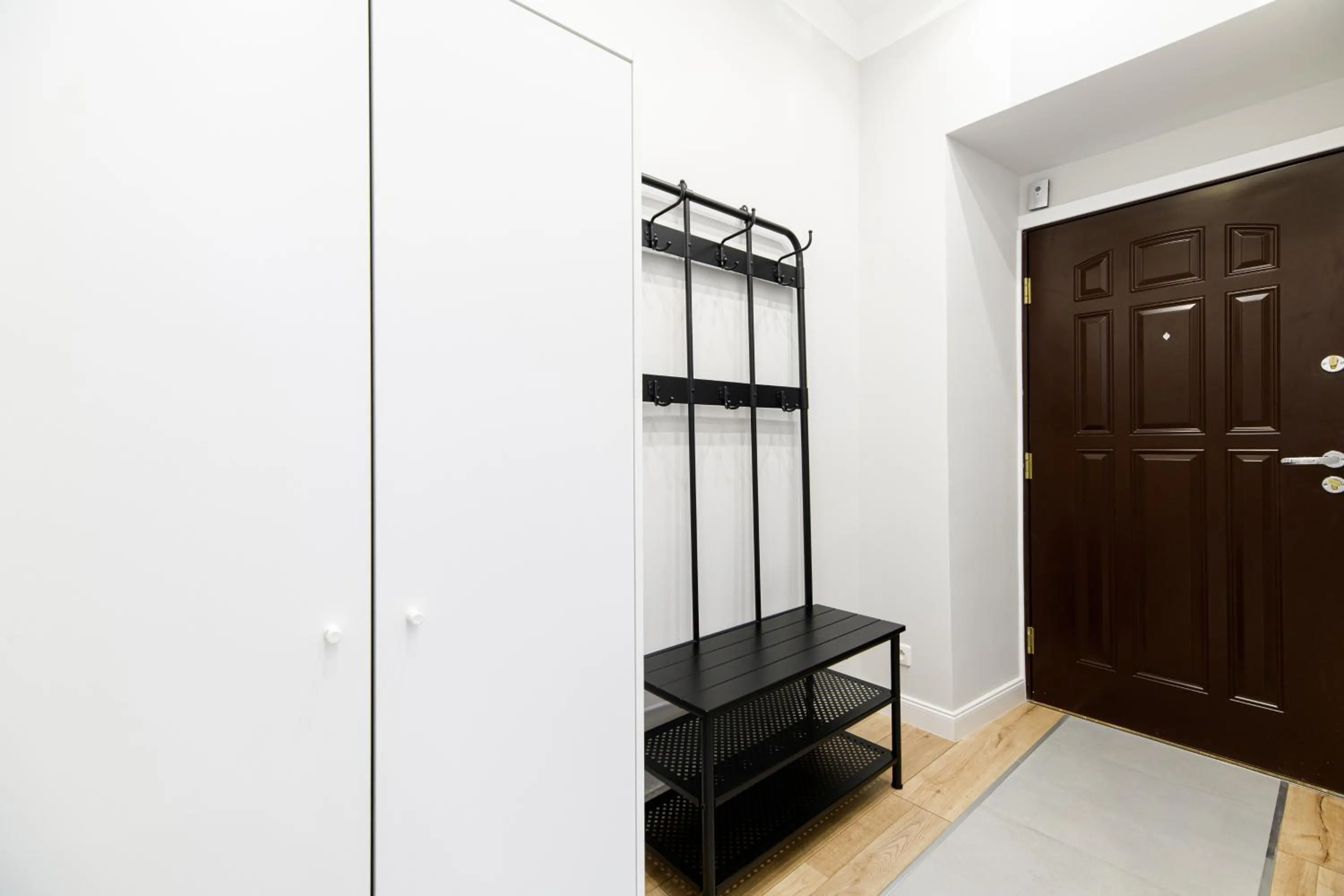 Photo of the whole room in Native Apartments Blich 7