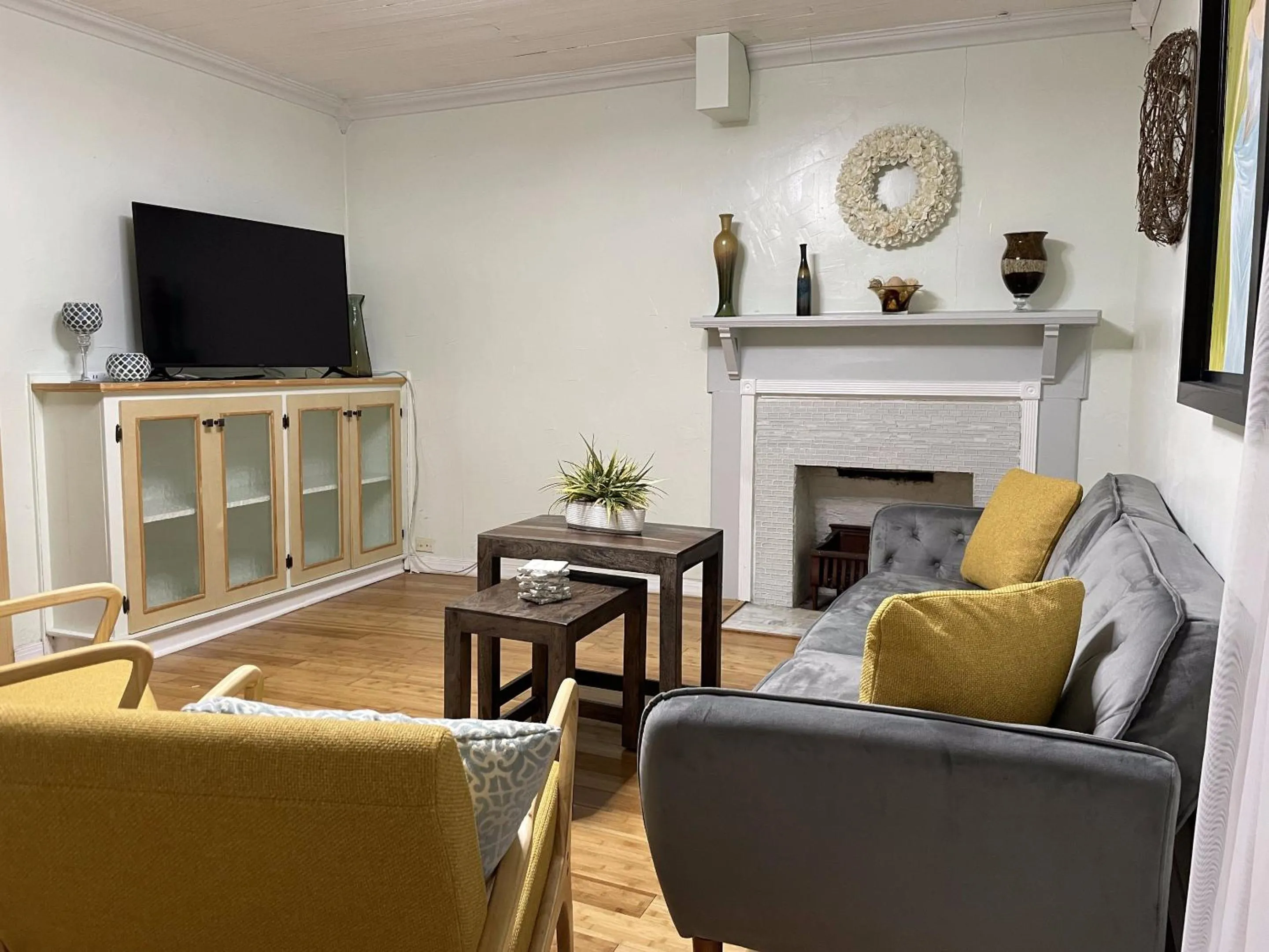 Living room in Manatee Palms
