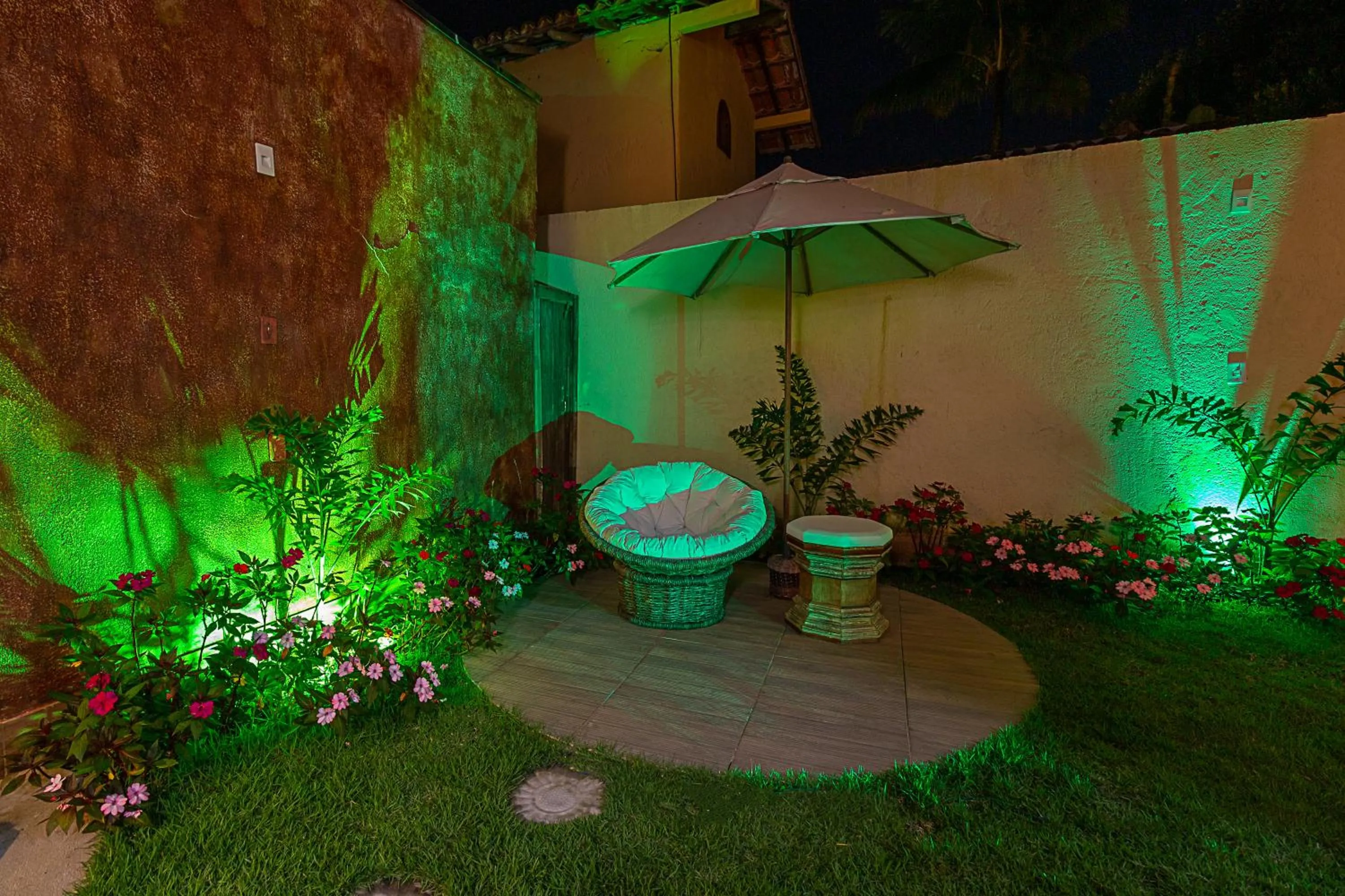 Garden in Villa Handam