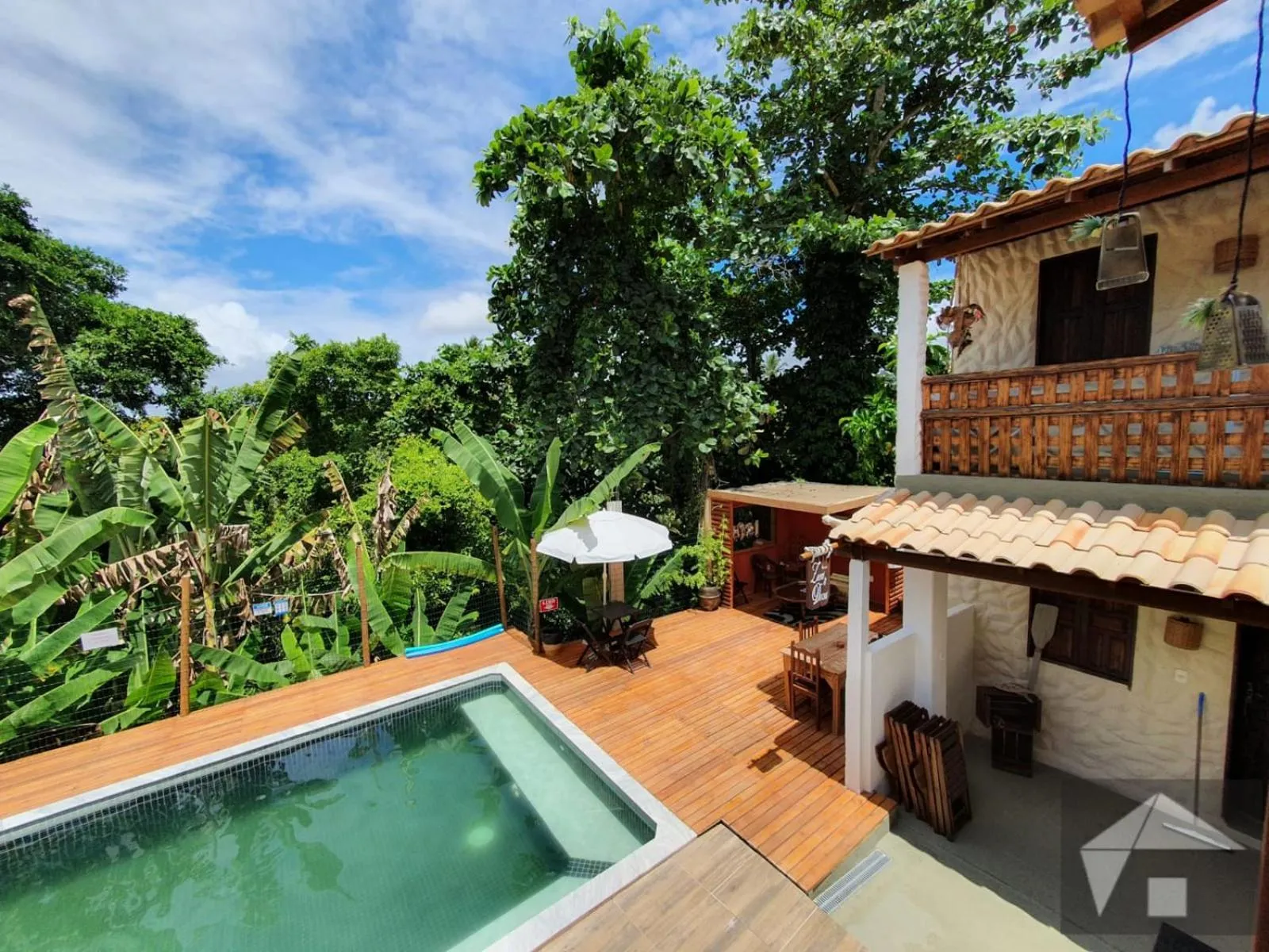 Pool view in Villa Handam