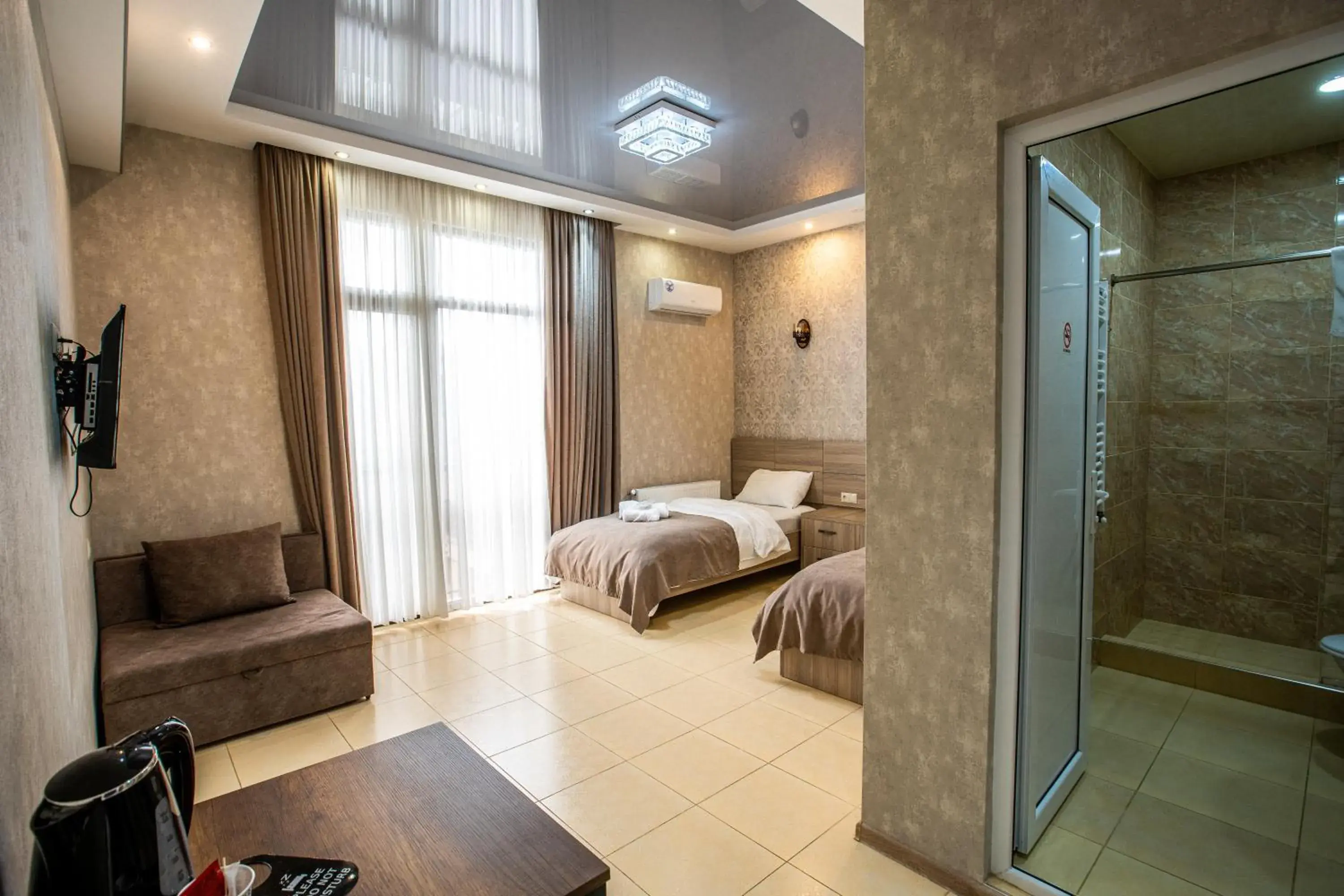 Large Twin Room in Tbilisi Sea Hotel Large Twin Room in Tbilisi Sea Hotel