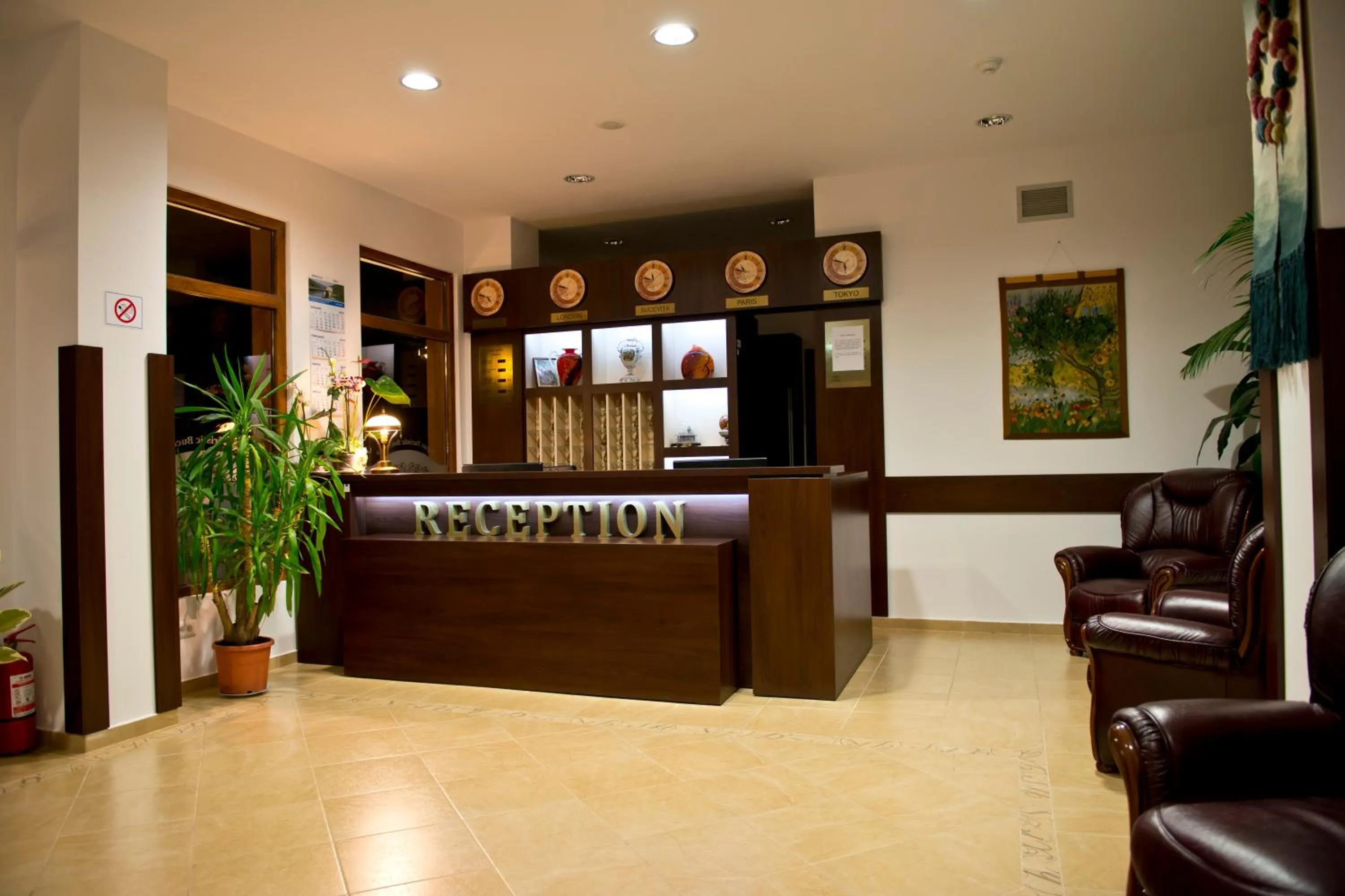 Lobby or reception in Complex Turistic Bucovina