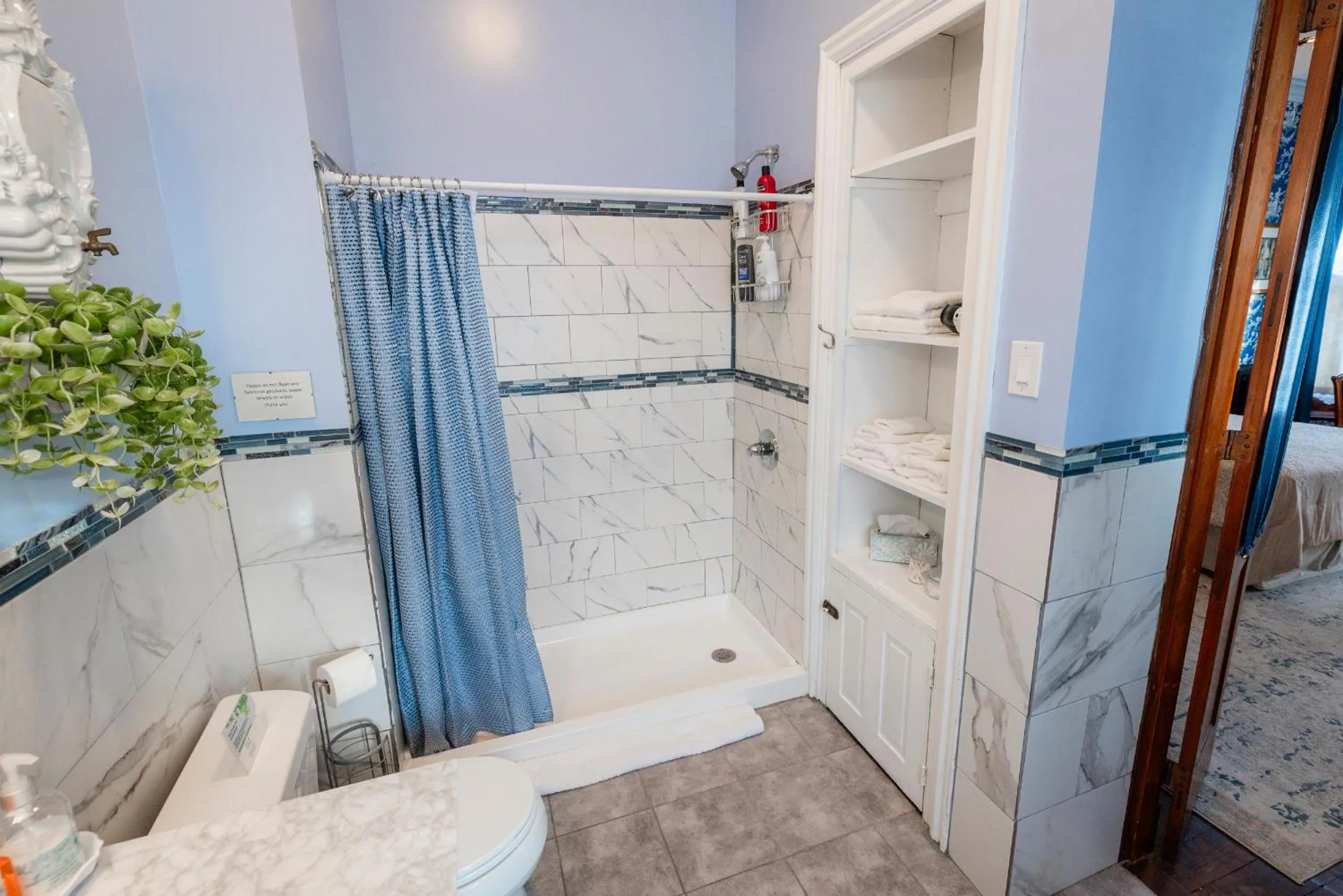 Gifford-Risley House Bed and Breakfast