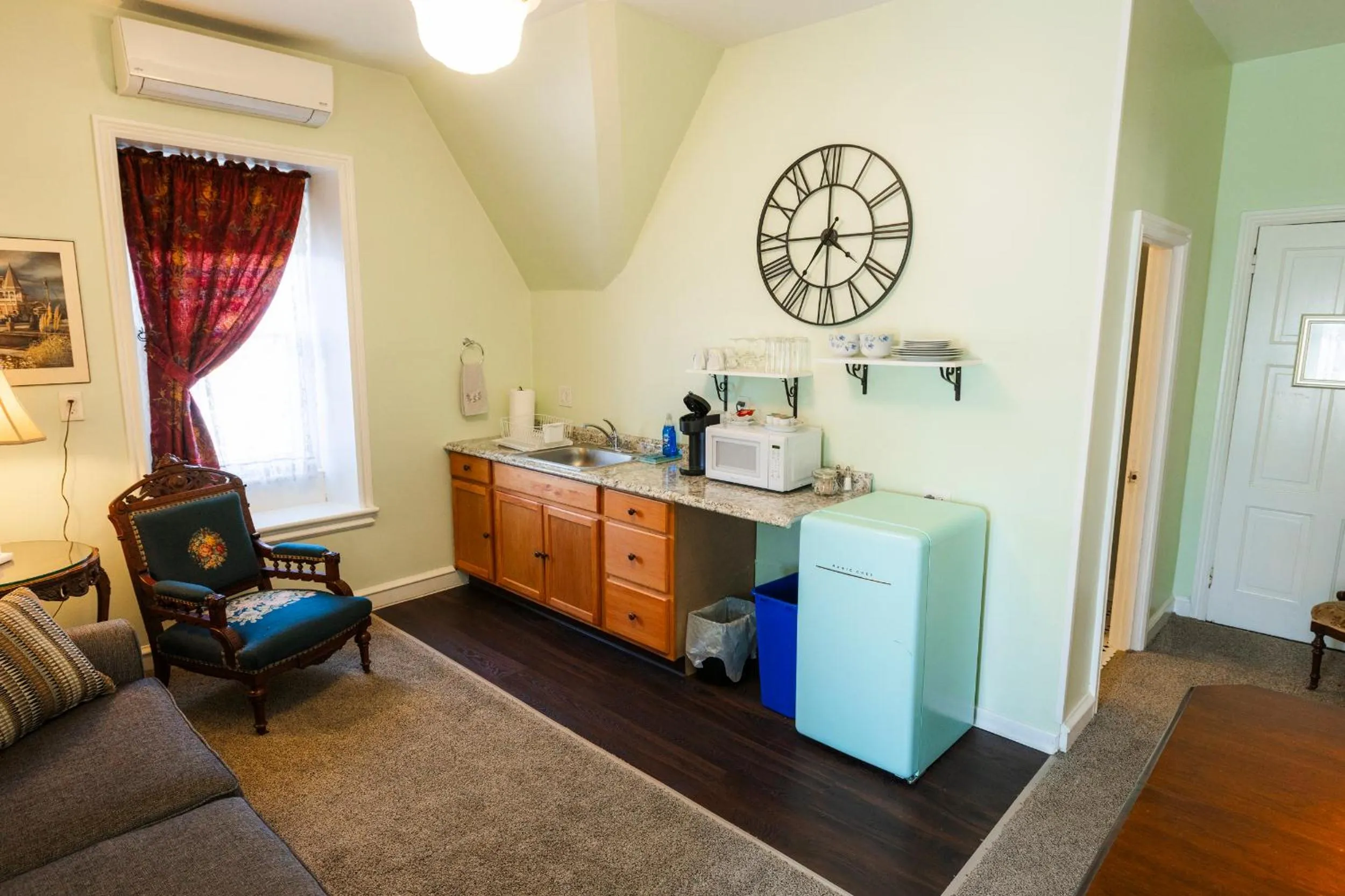 Gifford-Risley House Bed and Breakfast