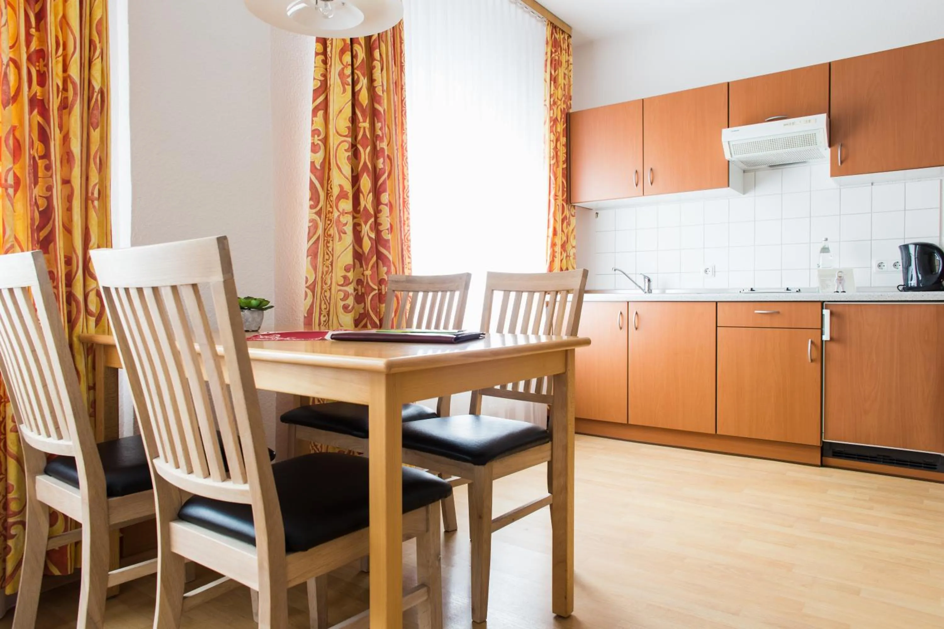 Photo of the whole room in Altwernigeröder Apparthotel